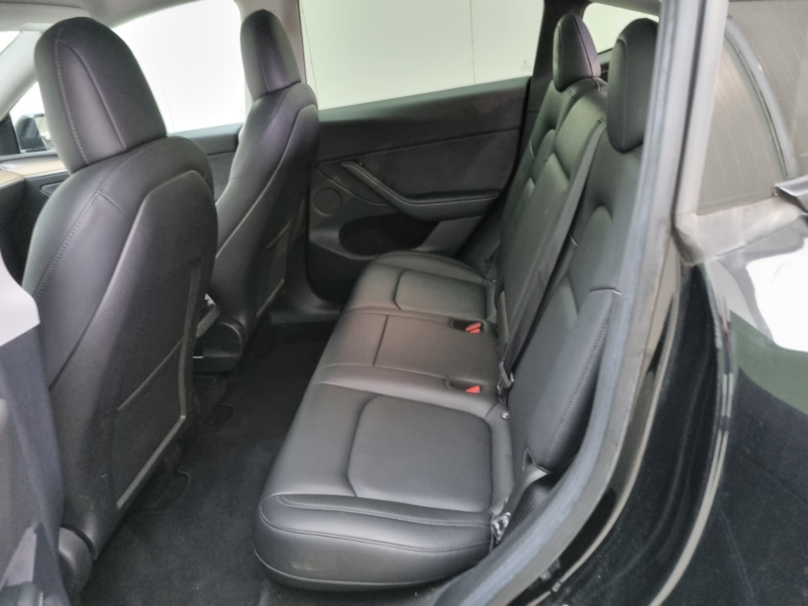 Foto 6 van Tesla Model Y