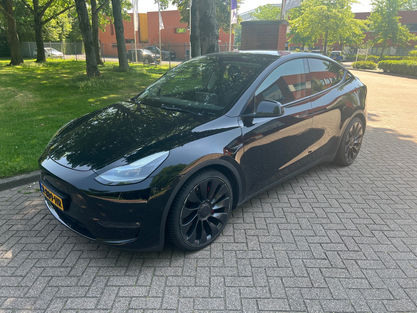 Foto 2 van Tesla Model Y