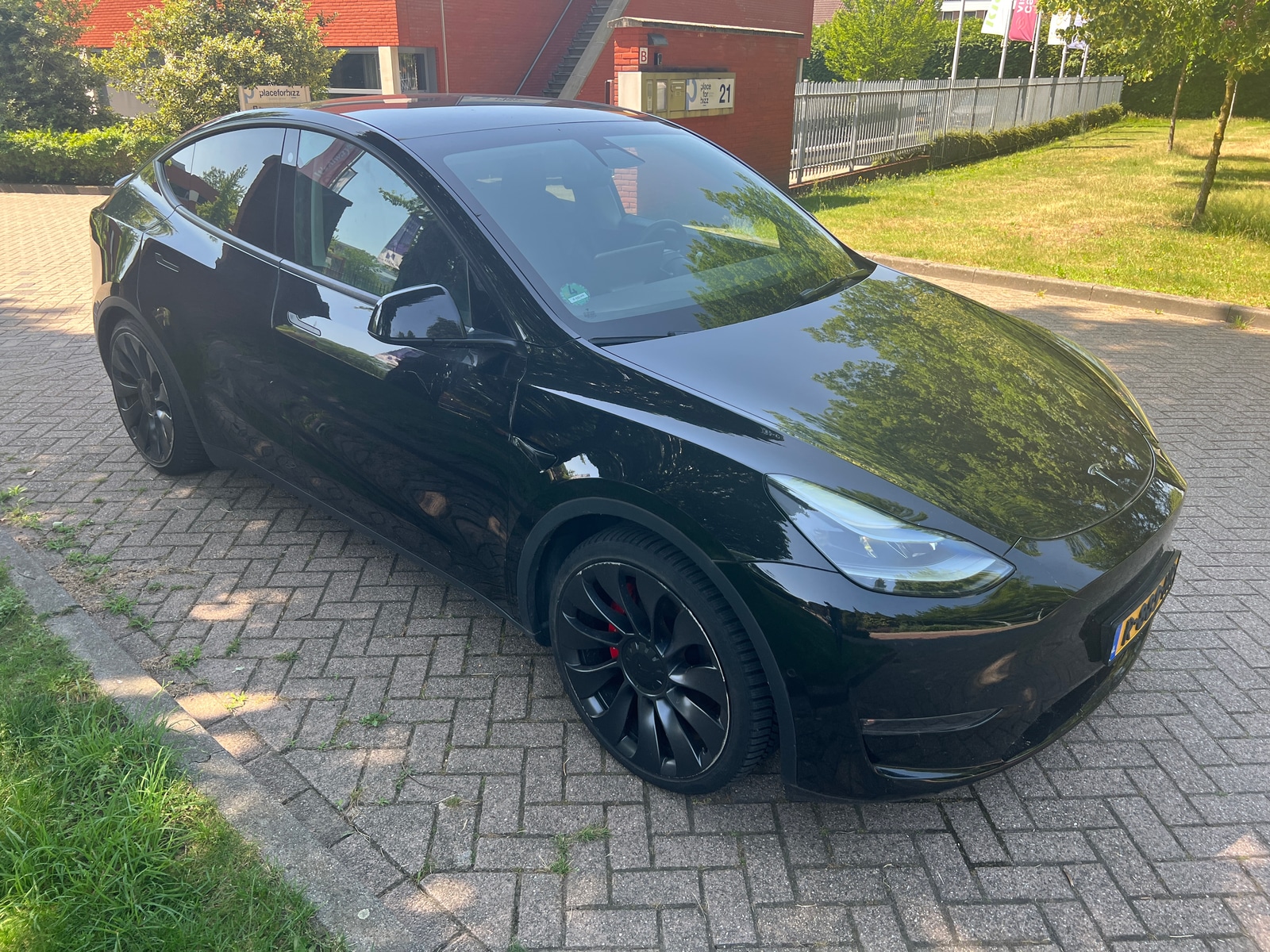 Foto 13 van Tesla Model Y