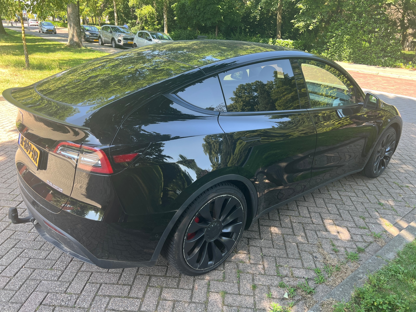 Foto 11 van Tesla Model Y