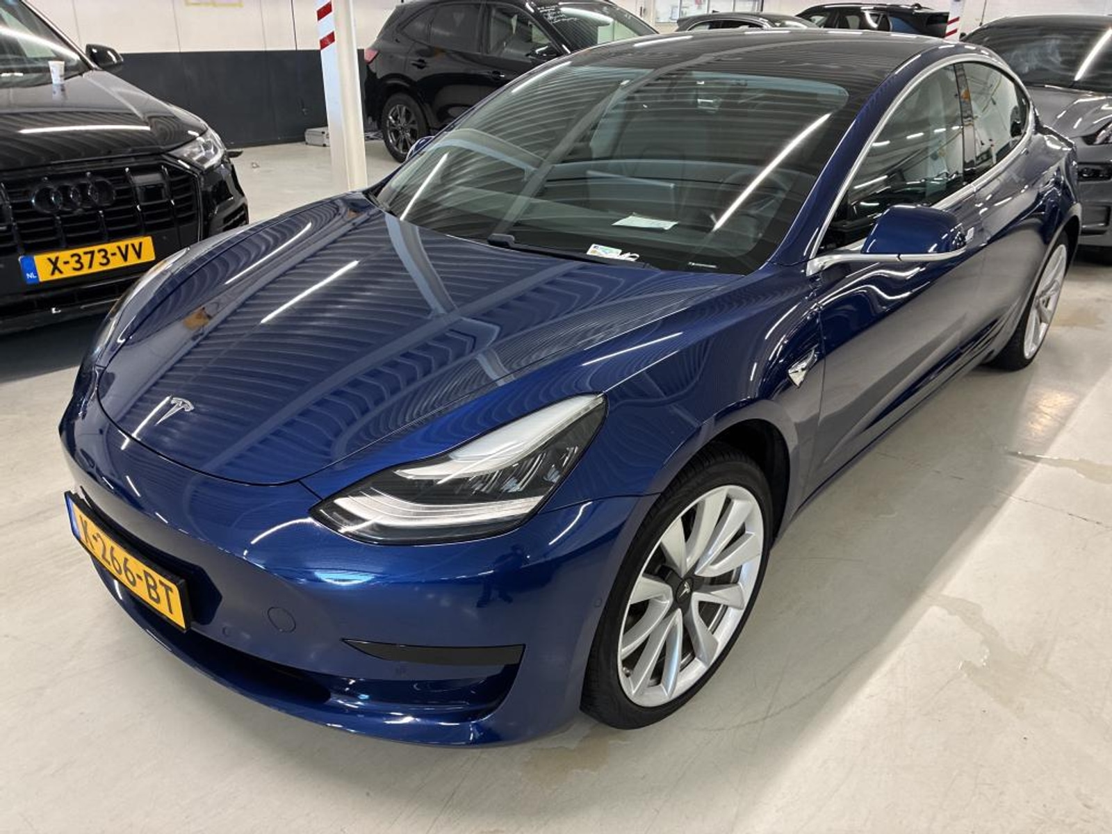 Foto 2 van Tesla Model 3