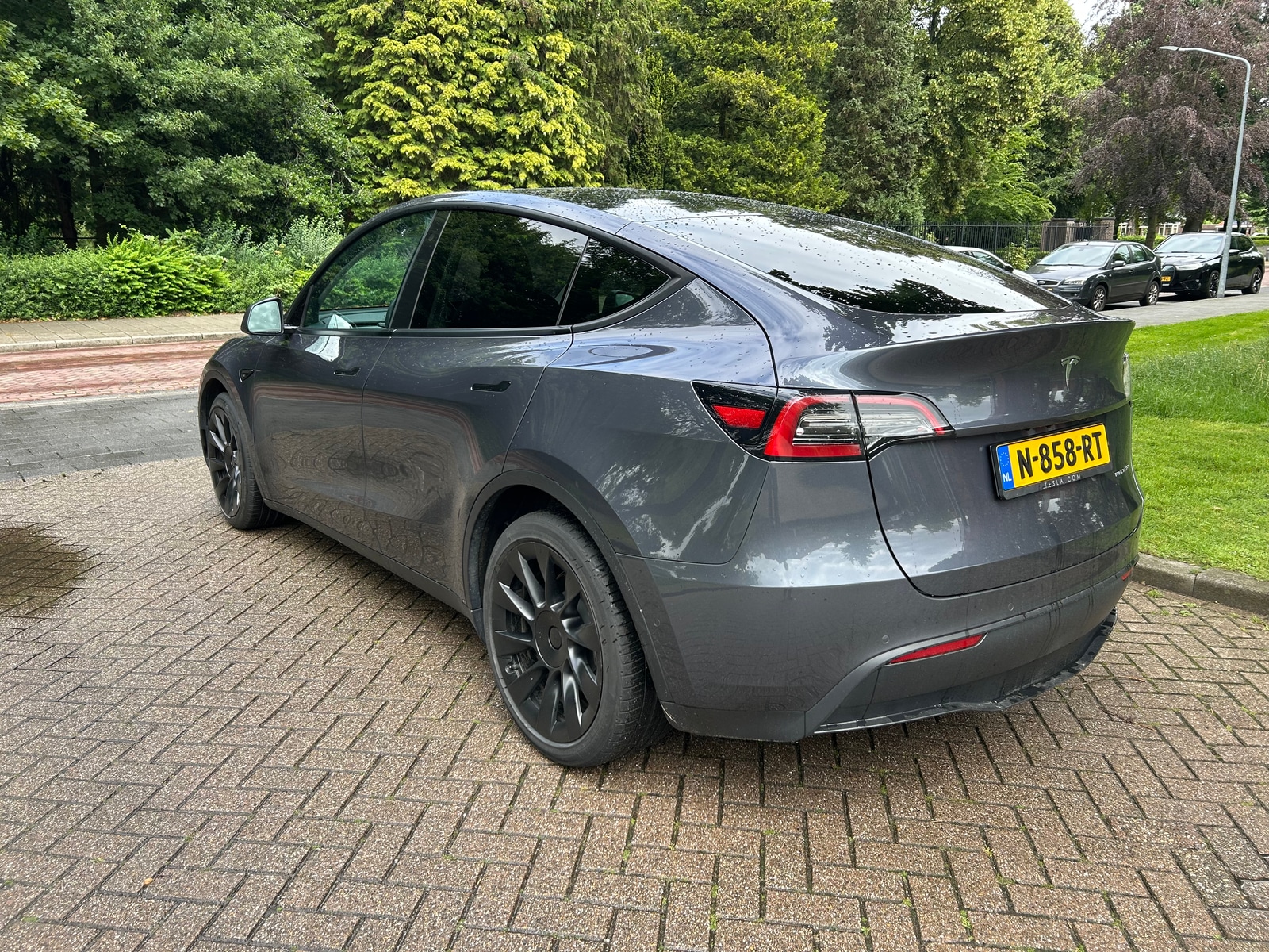 Foto 8 van Tesla Model Y