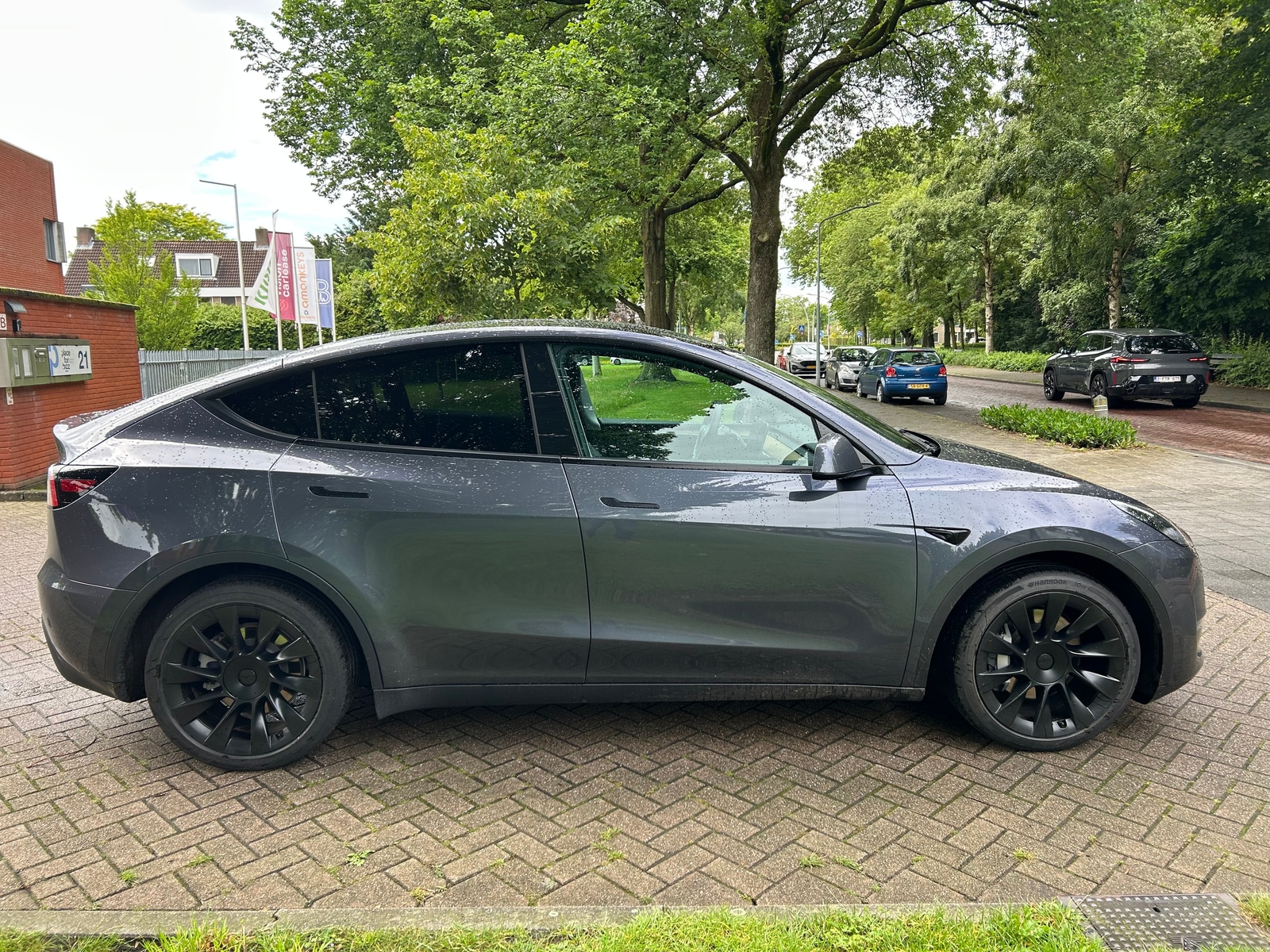 Foto 12 van Tesla Model Y