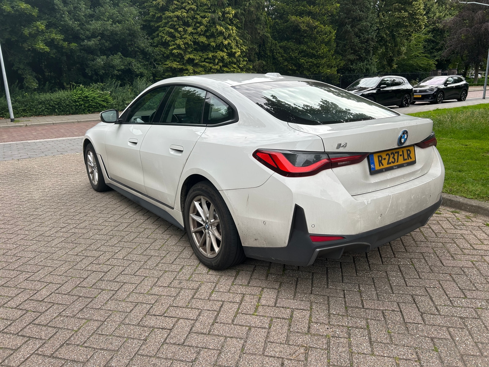 Foto 7 van BMW i4