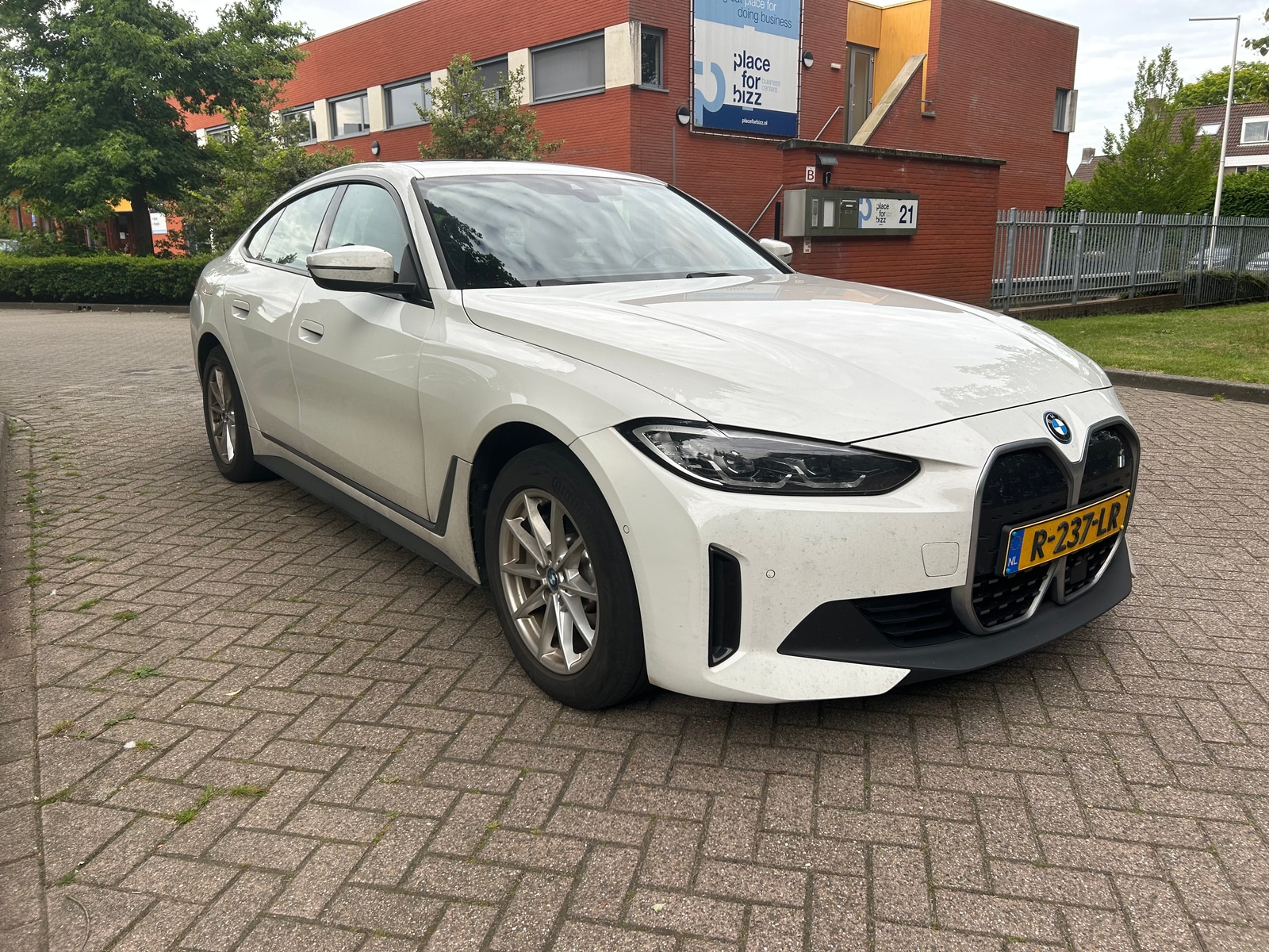 Foto 10 van BMW i4