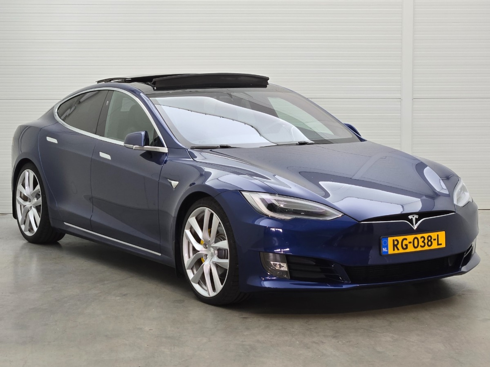 Foto 9 van Tesla Model S