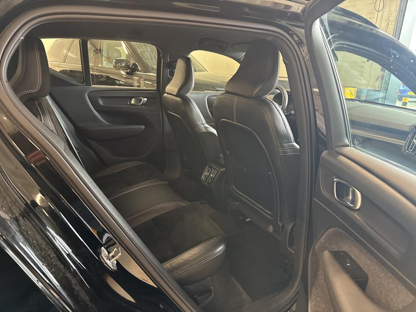 Foto 5 van Volvo XC40 Recharge