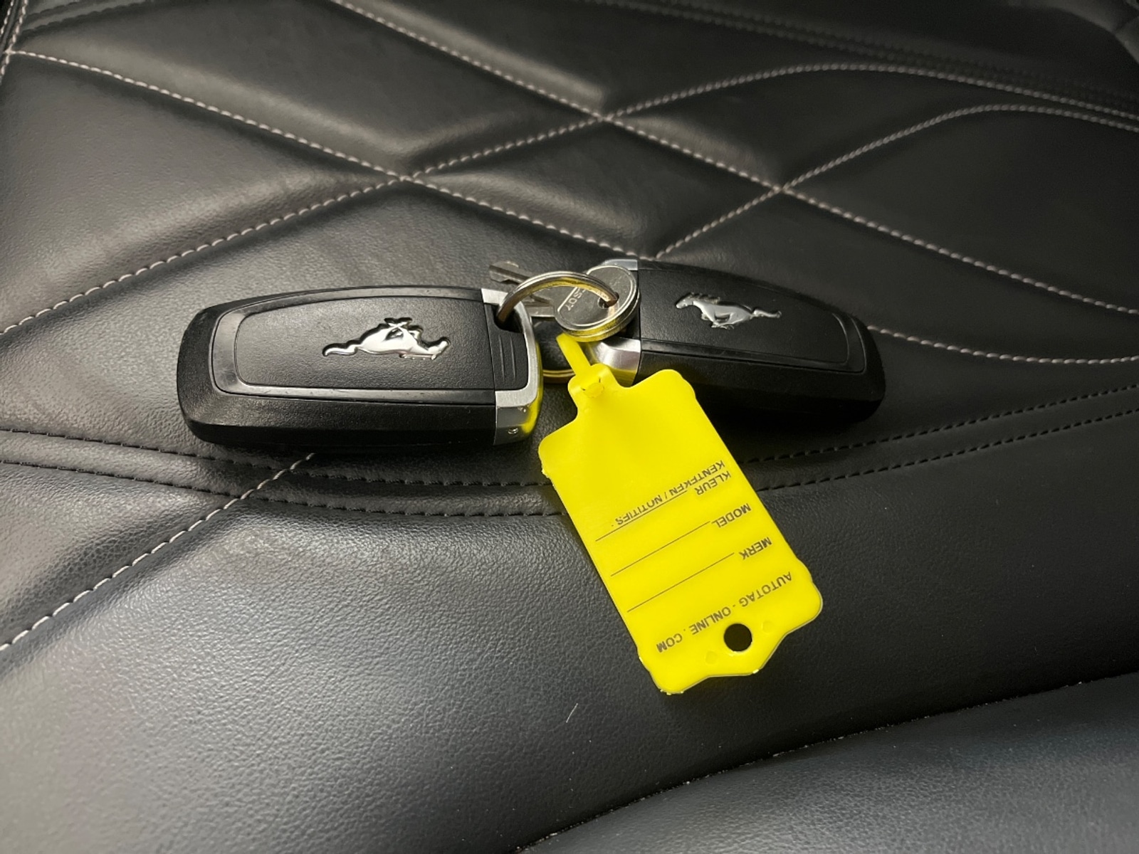 Foto 4 van Ford Mustang