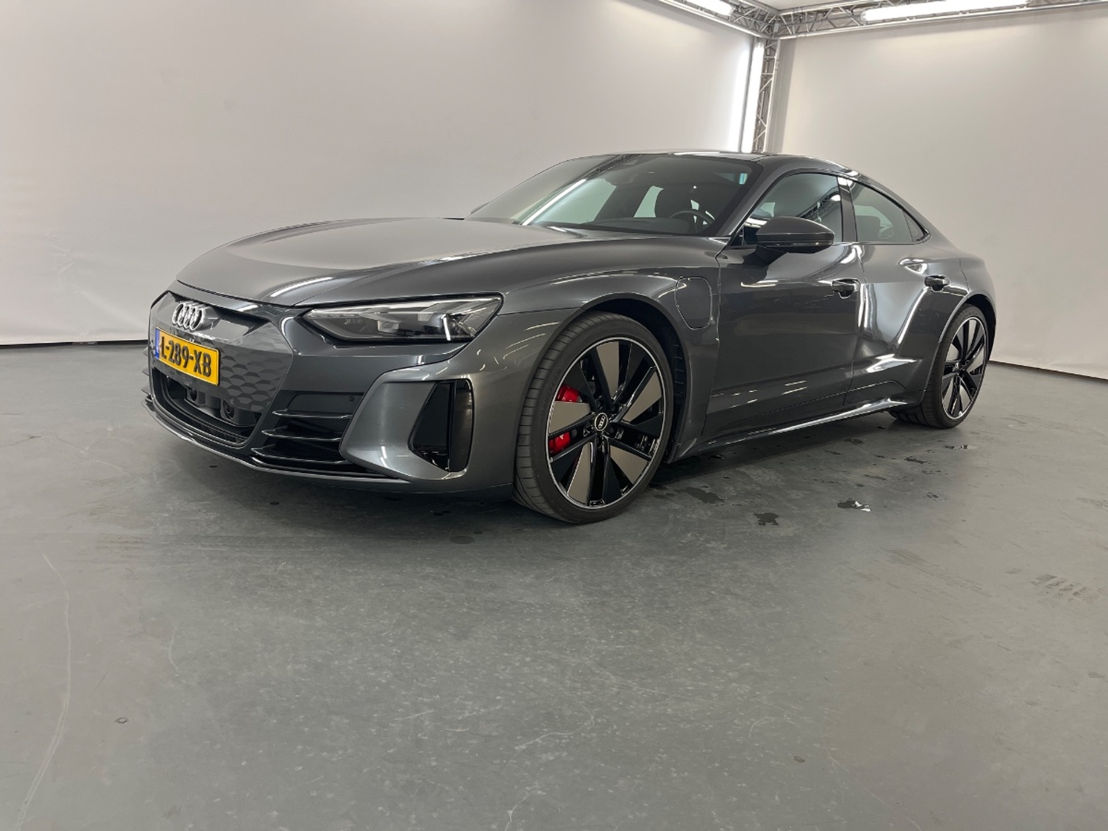 Foto 12 van Audi e-tron GT