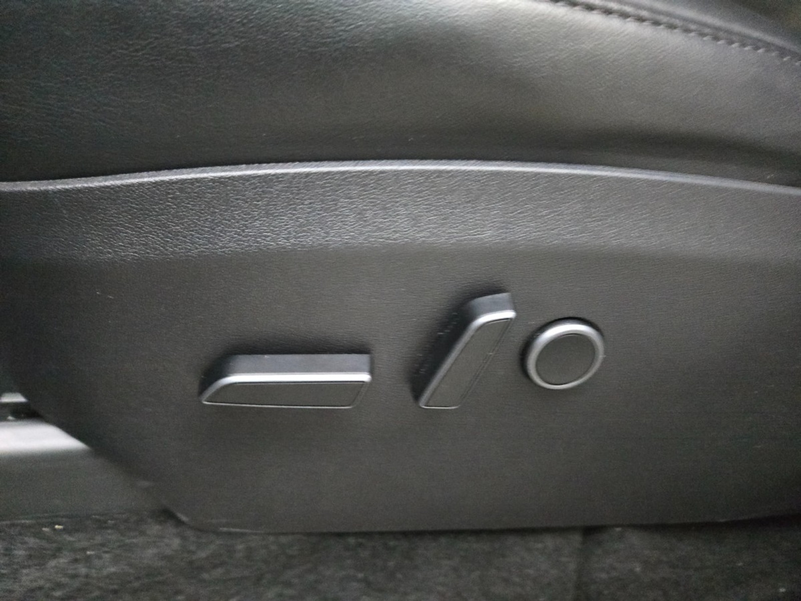 Foto 4 van Tesla Model Y