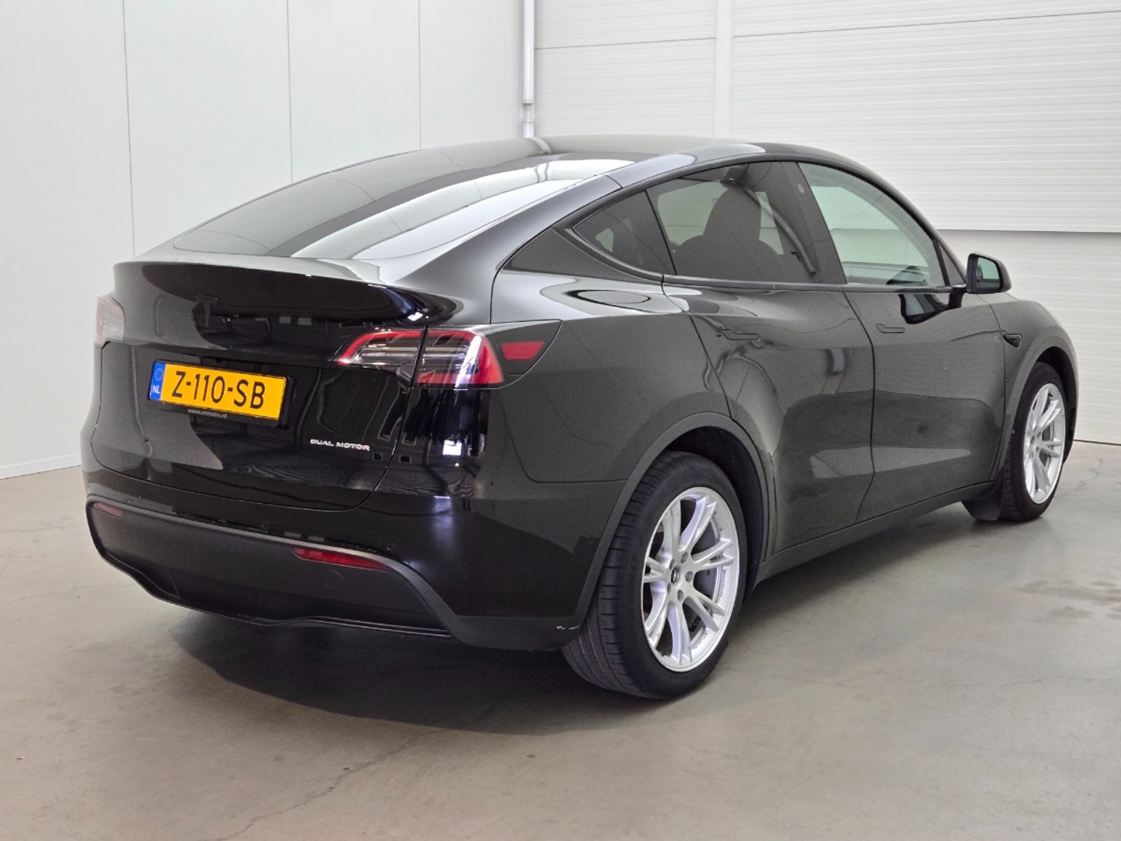 Foto 11 van Tesla Model Y