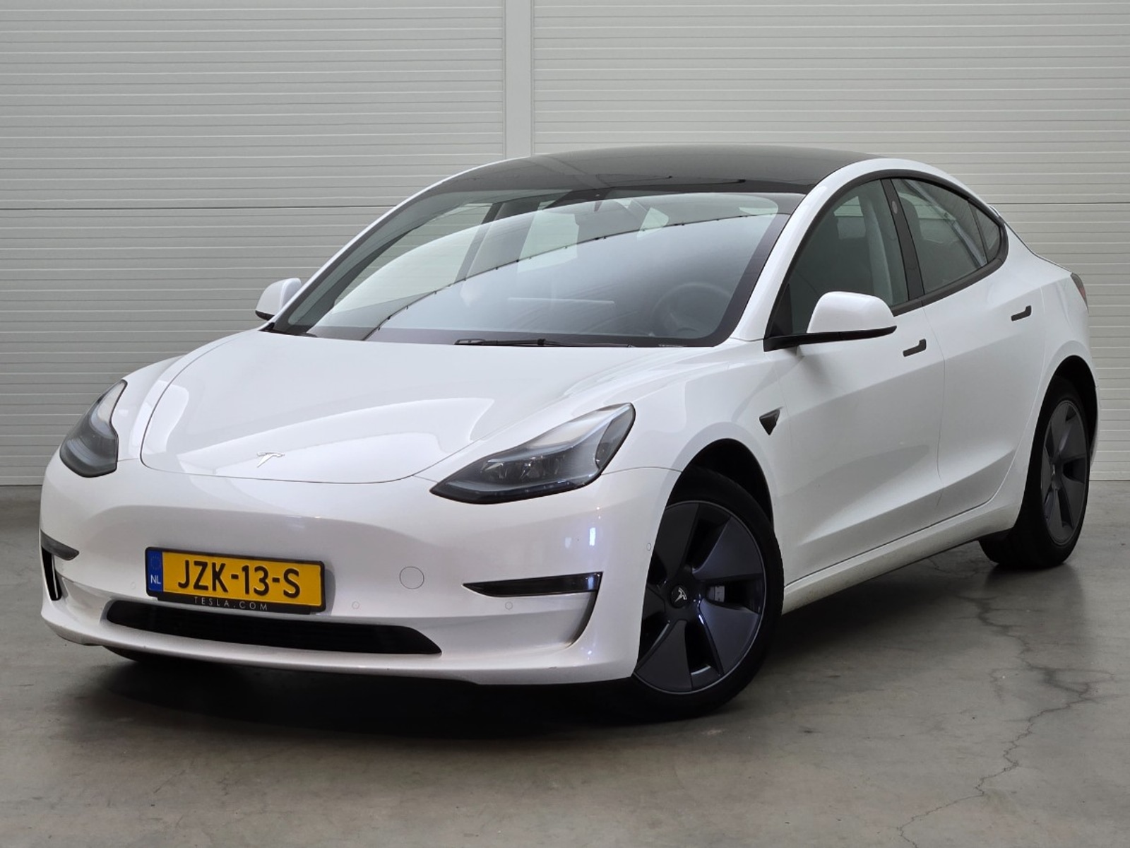 Foto 11 van Tesla Model 3