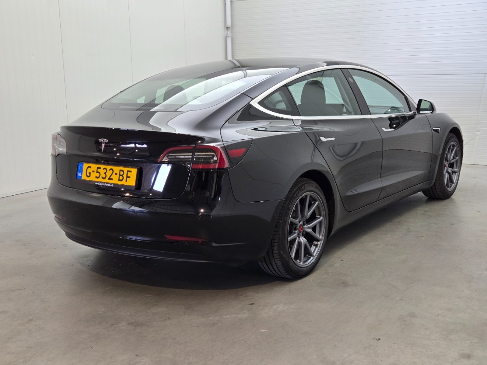Foto 16 van Tesla Model 3