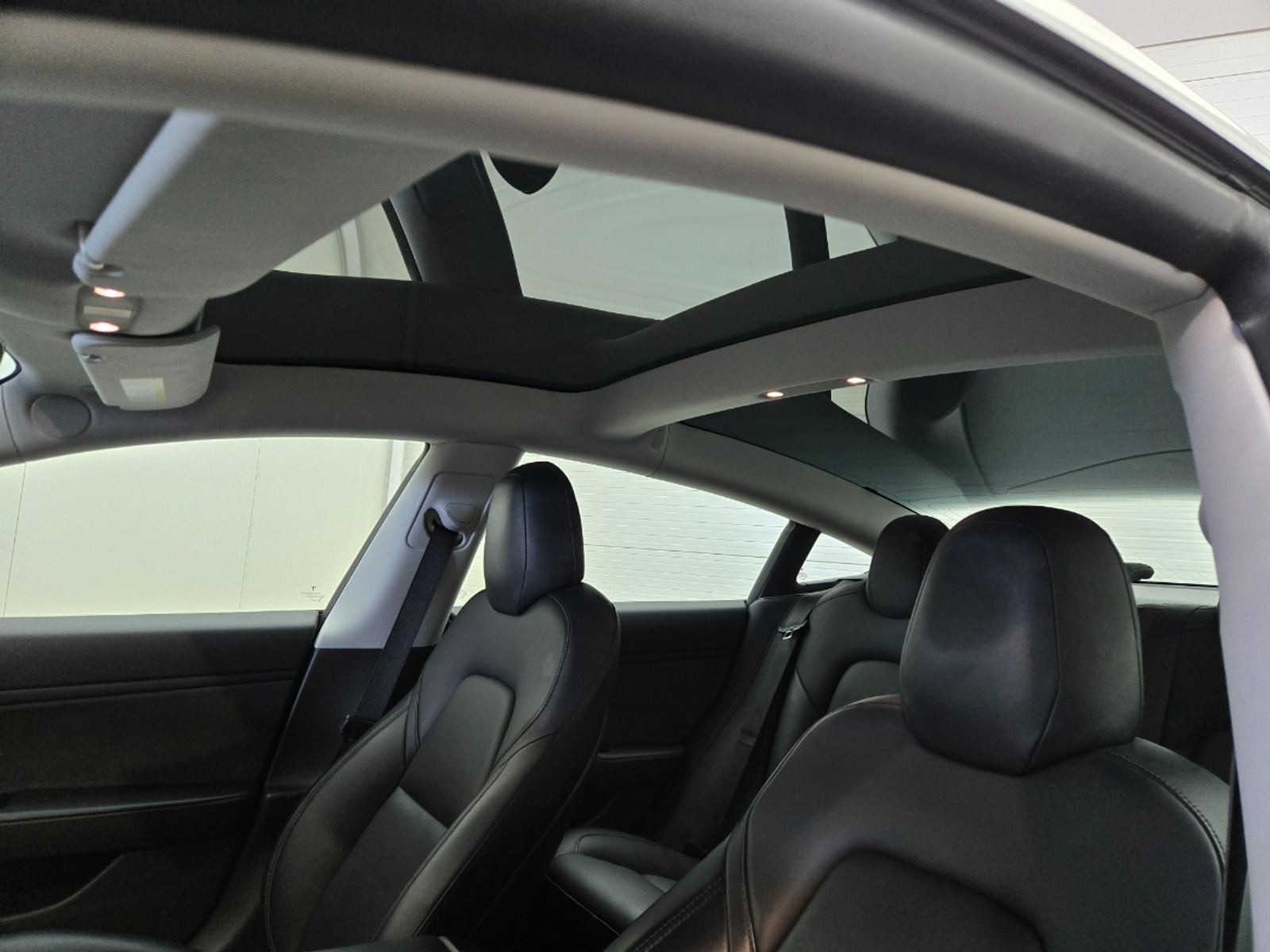 Foto 9 van Tesla Model 3