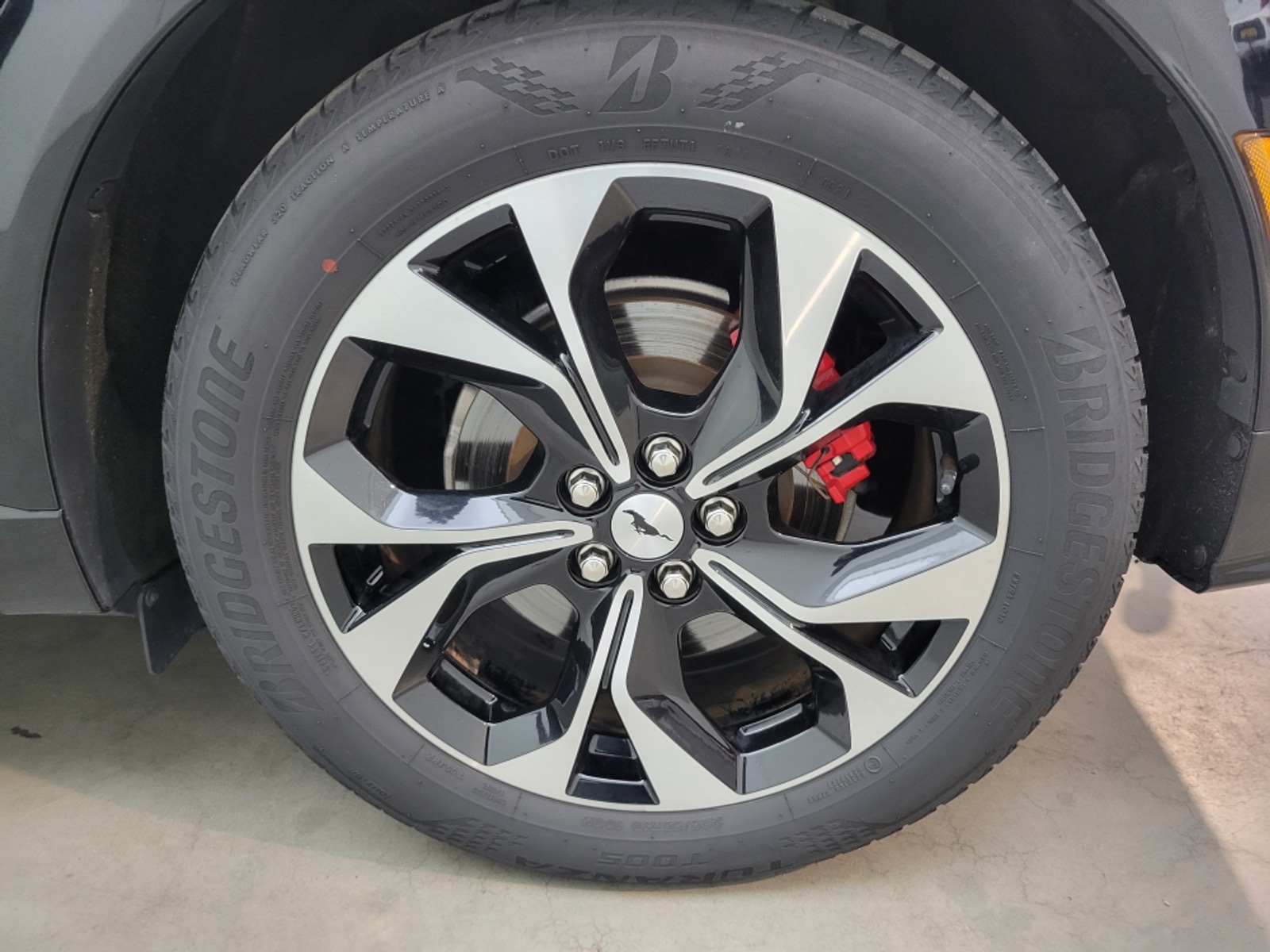 Foto 21 van Ford Mustang