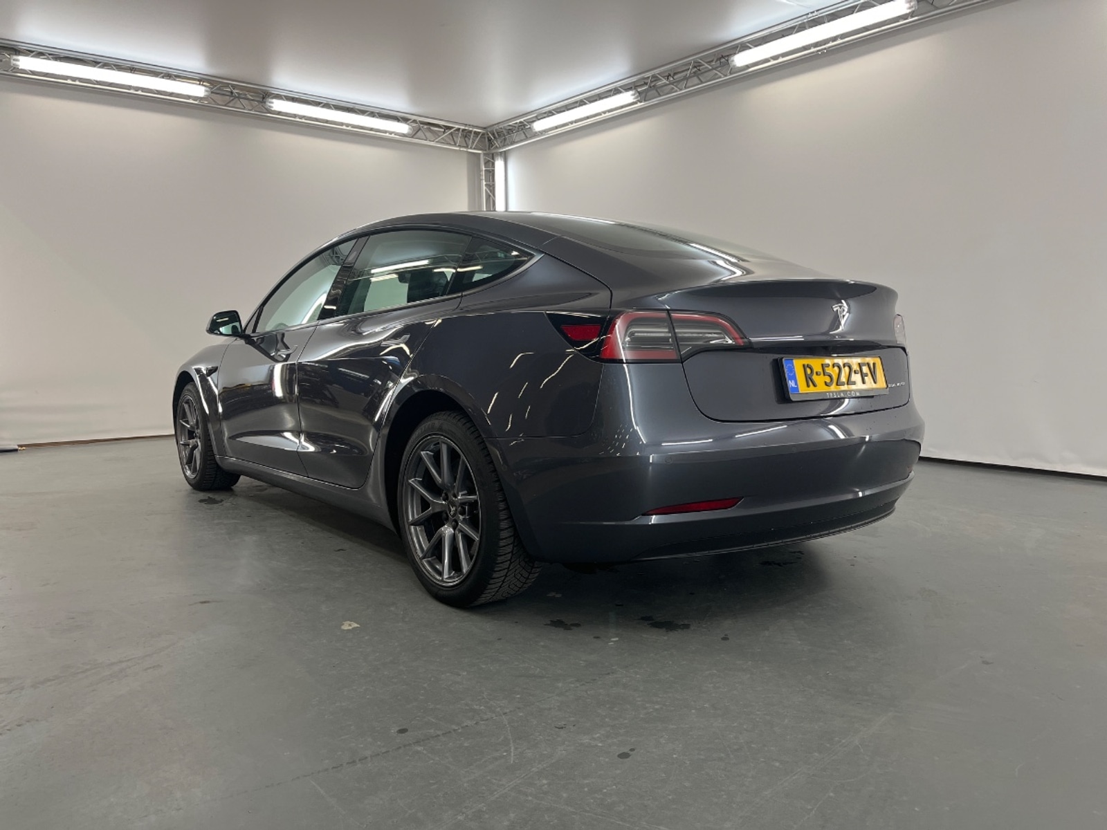 Foto 12 van Tesla Model 3