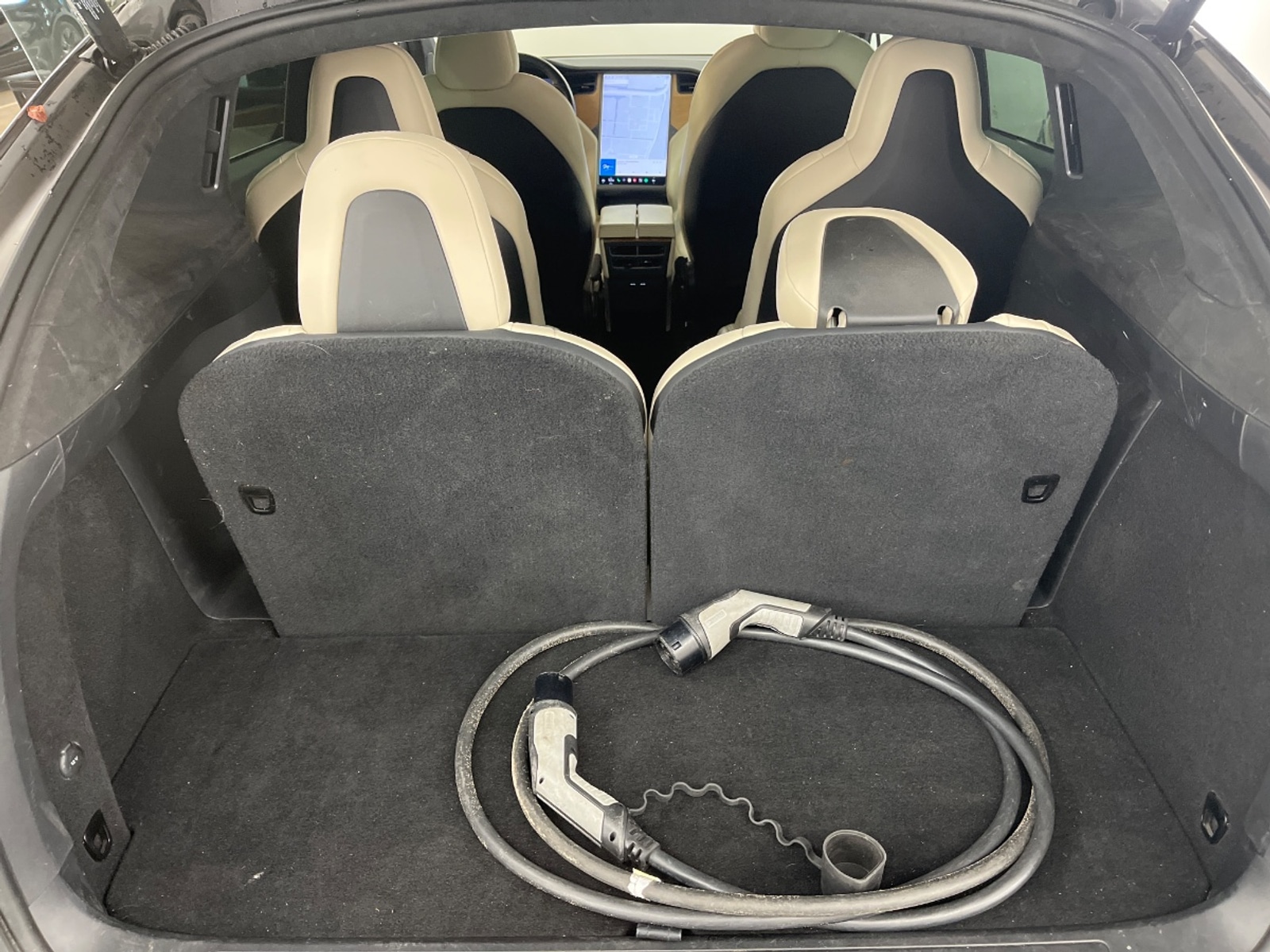 Foto 5 van Tesla Model X