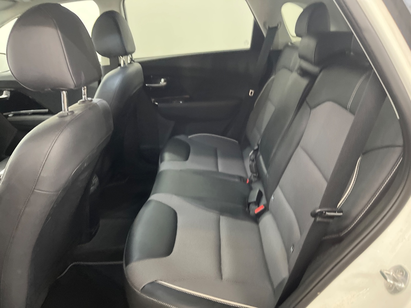Foto 9 van Kia Niro