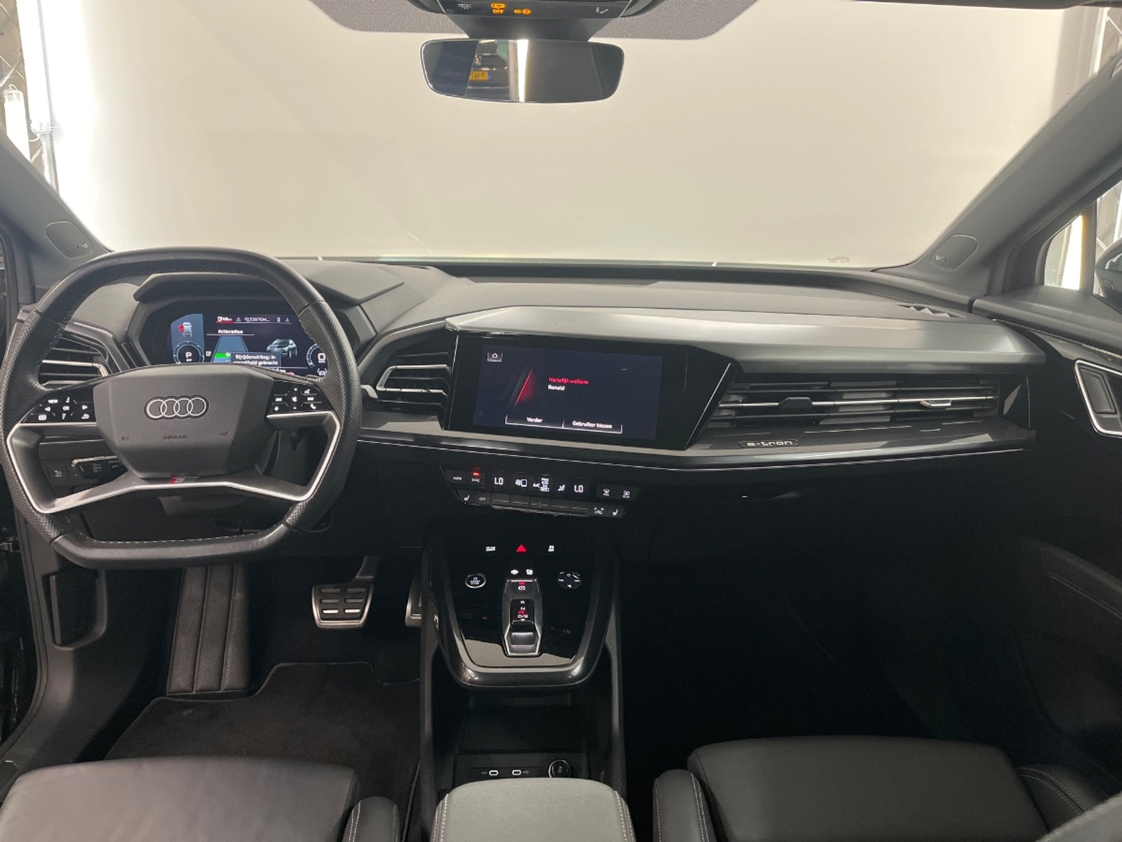 Foto 15 van Audi Q4 e-tron
