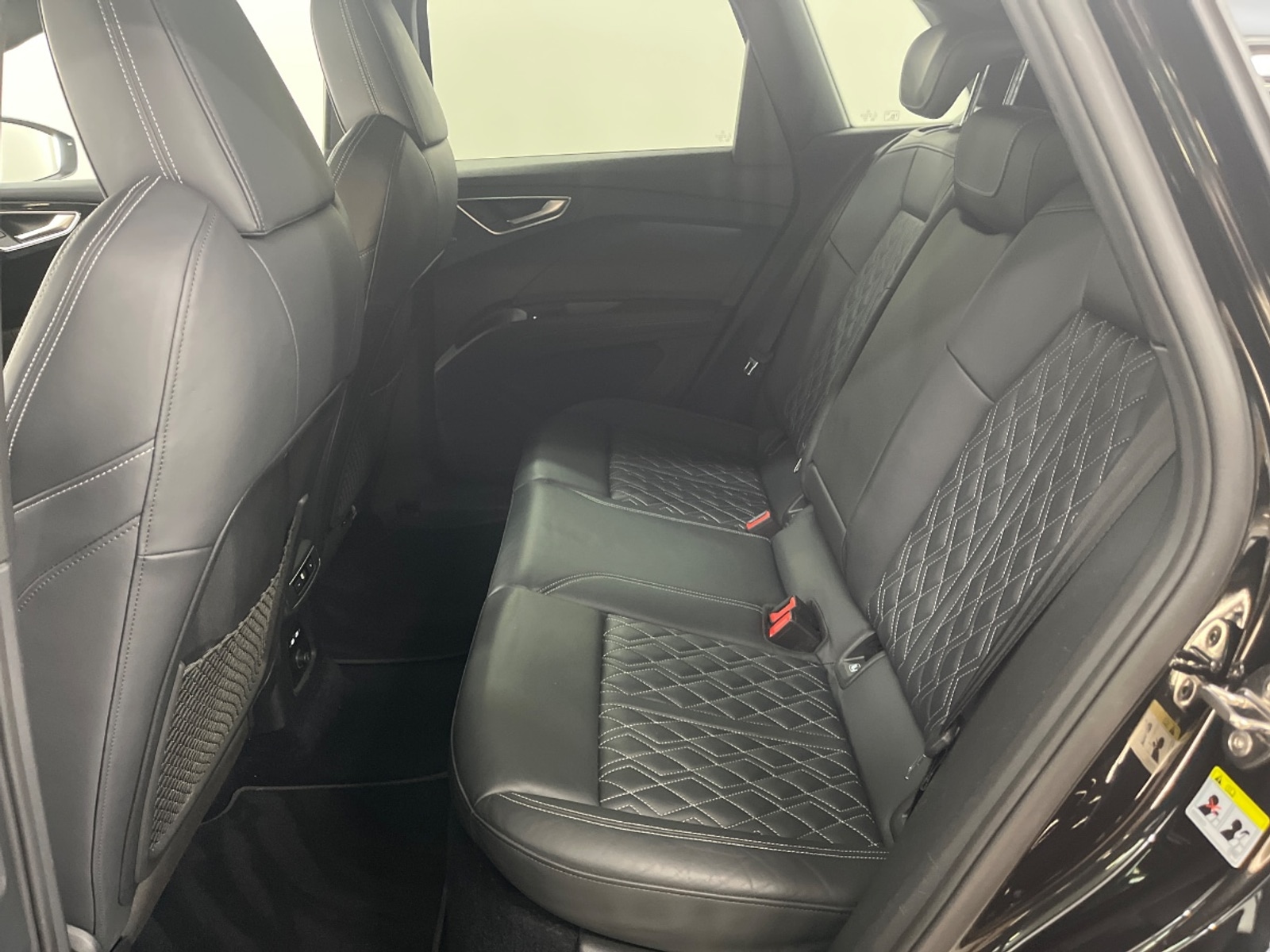 Foto 7 van Audi Q4 e-tron
