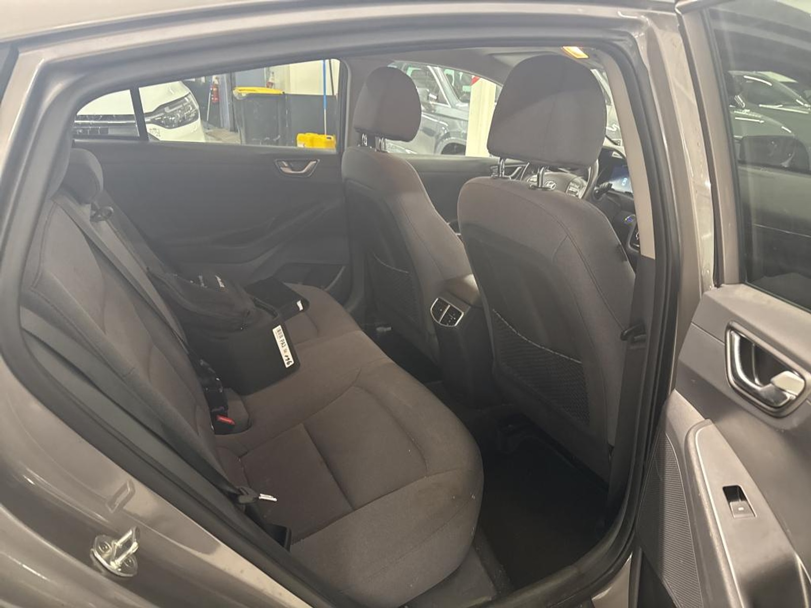 Foto 7 van Hyundai Ioniq