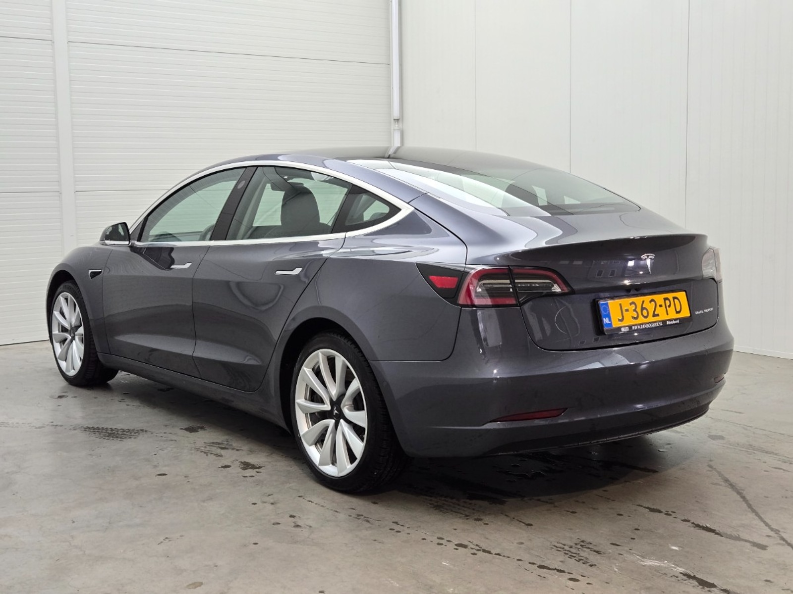 Foto 9 van Tesla Model 3