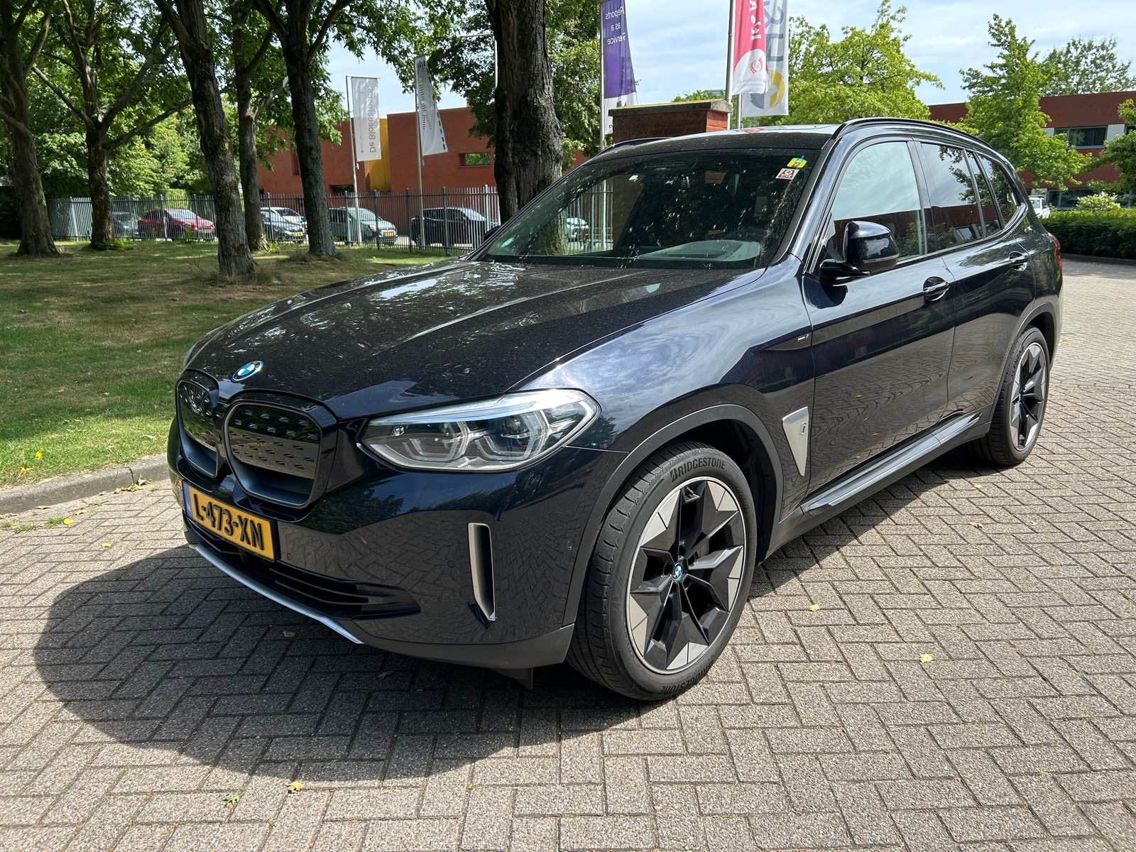 Foto 3 van BMW ix3