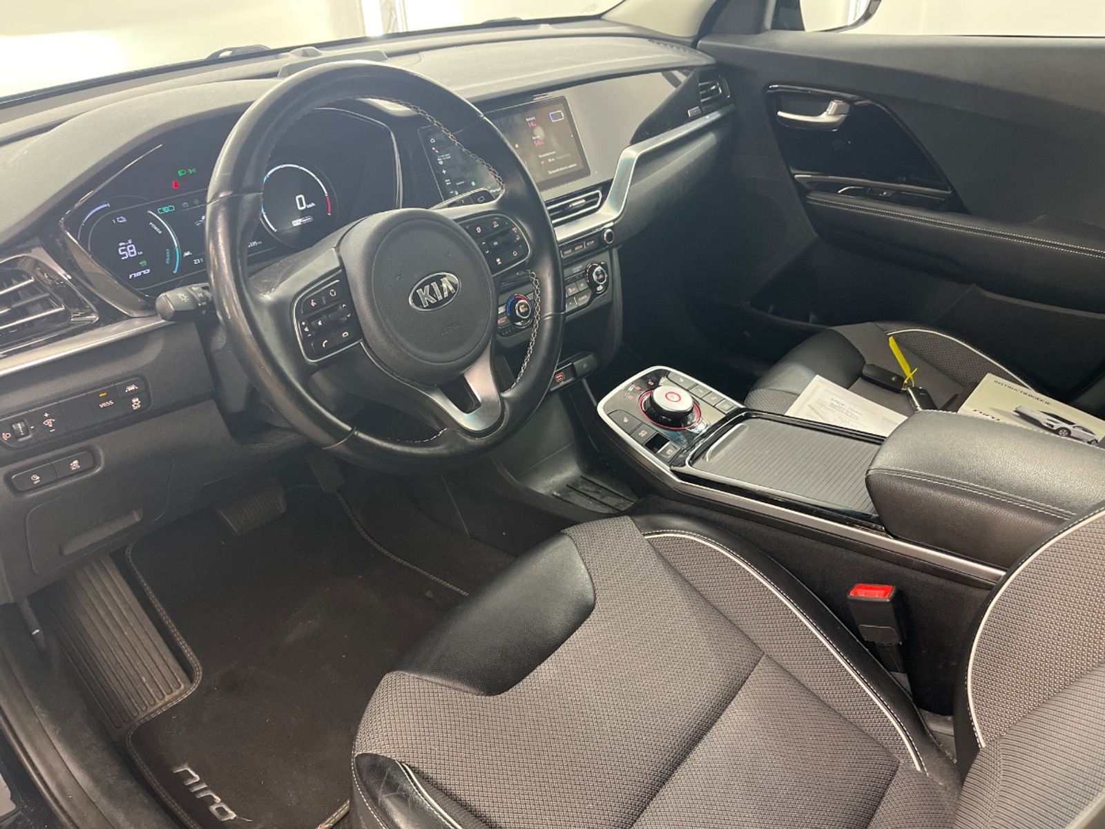 Foto 14 van Kia Niro