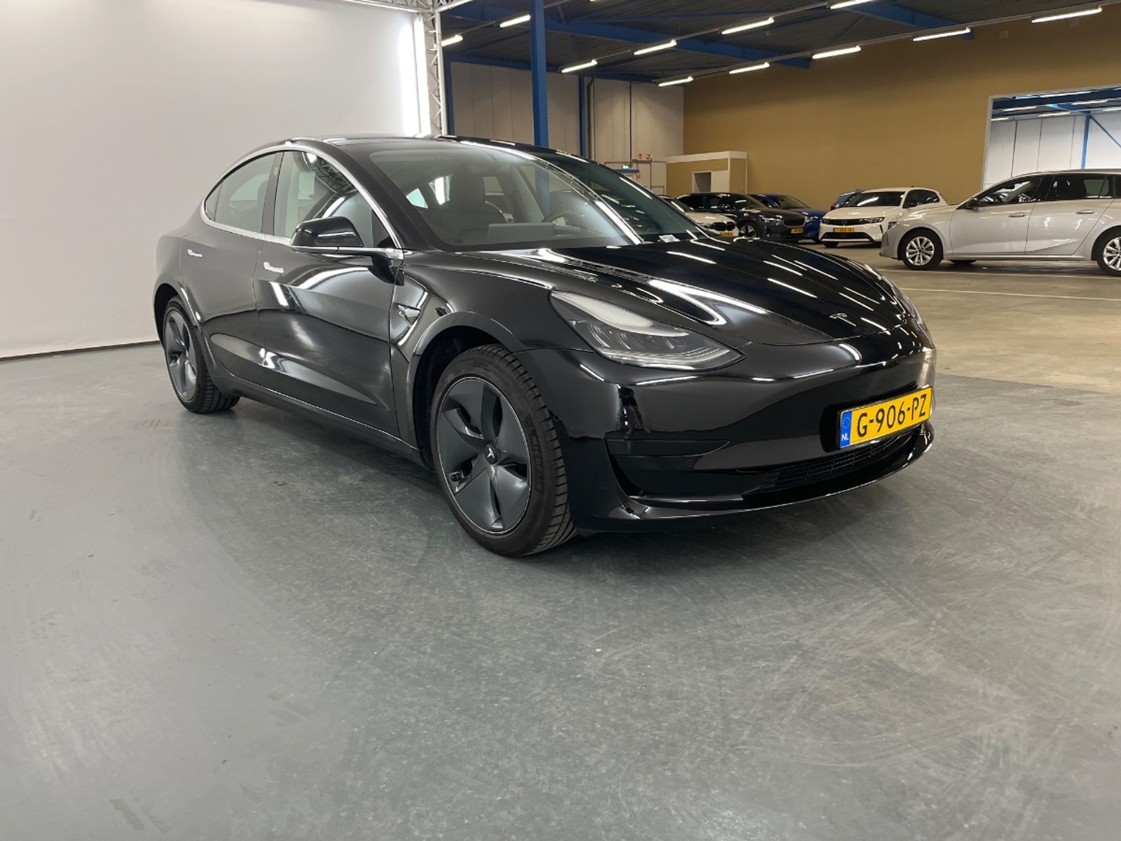 Foto 11 van Tesla Model 3