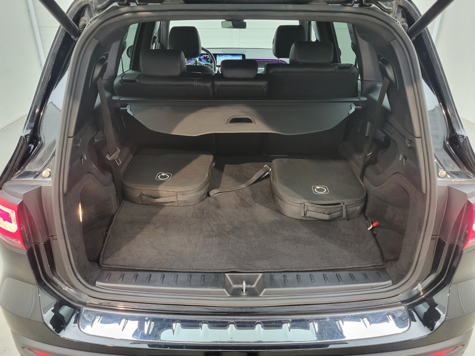 Foto 10 van Mercedes EQB