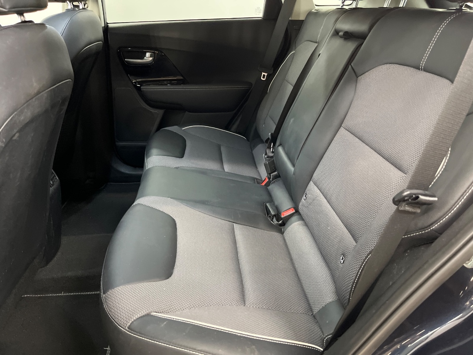 Foto 15 van Kia Niro
