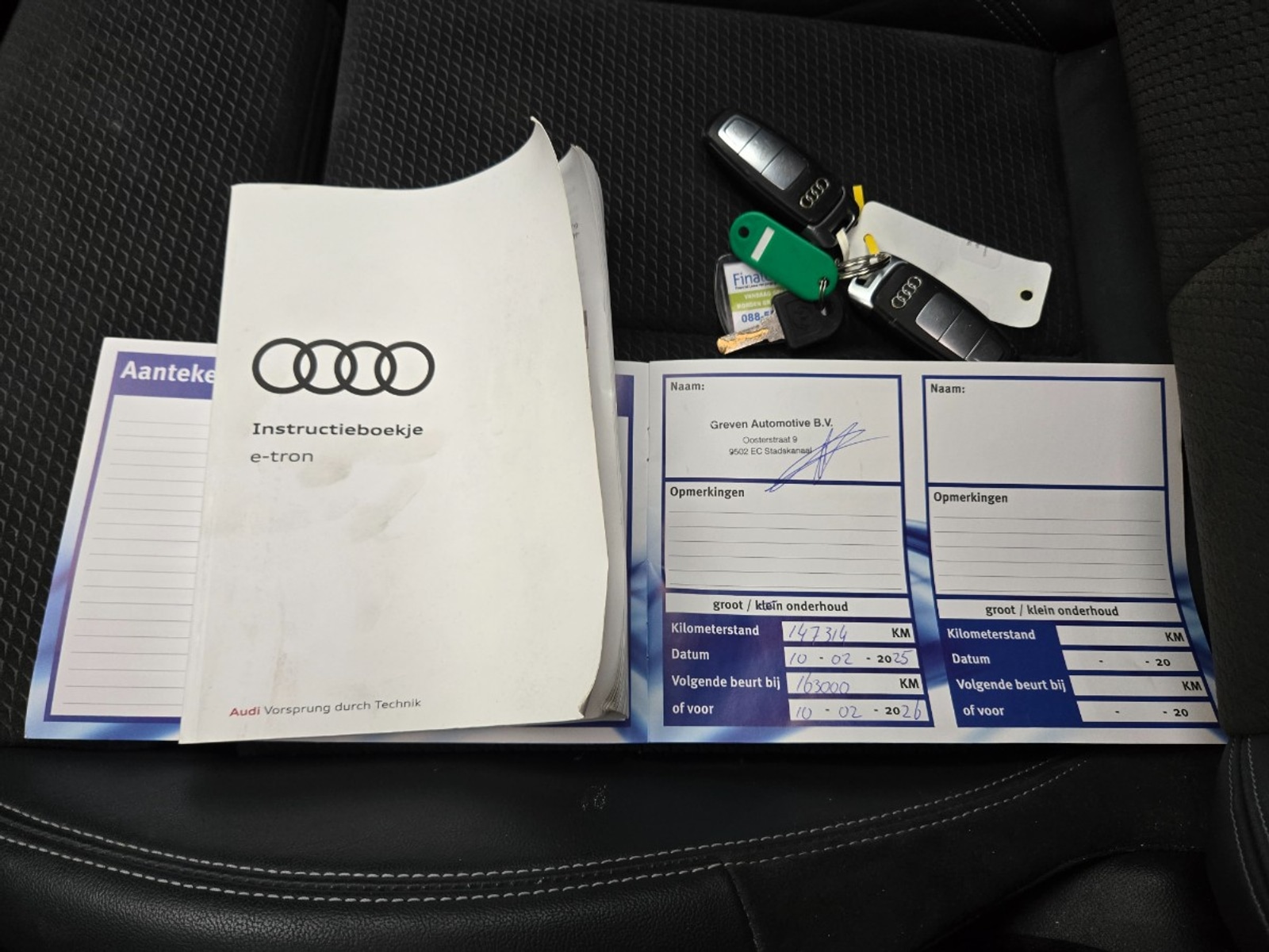 Foto 24 van Audi e-tron