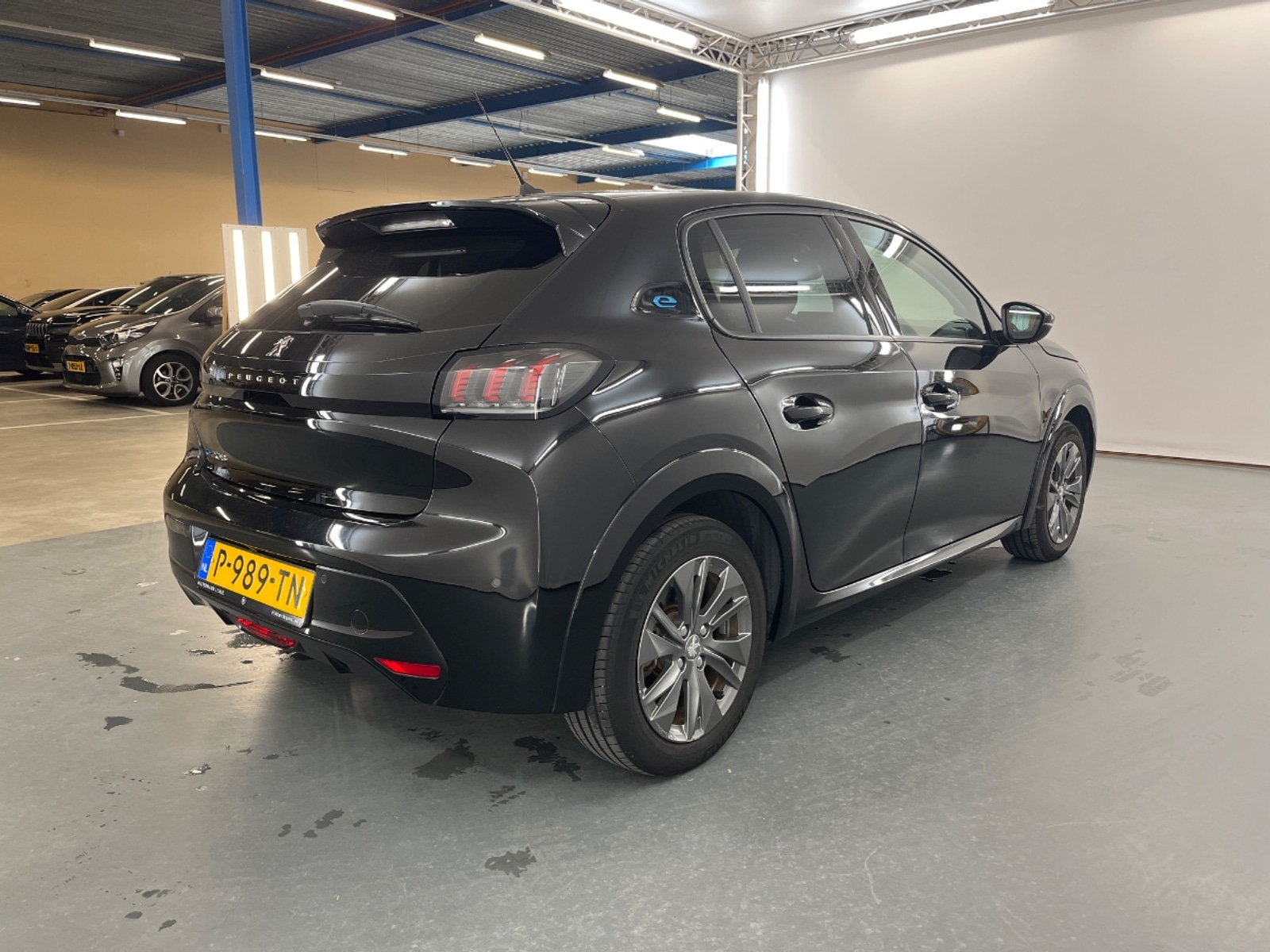 Foto 9 van Peugeot E-208