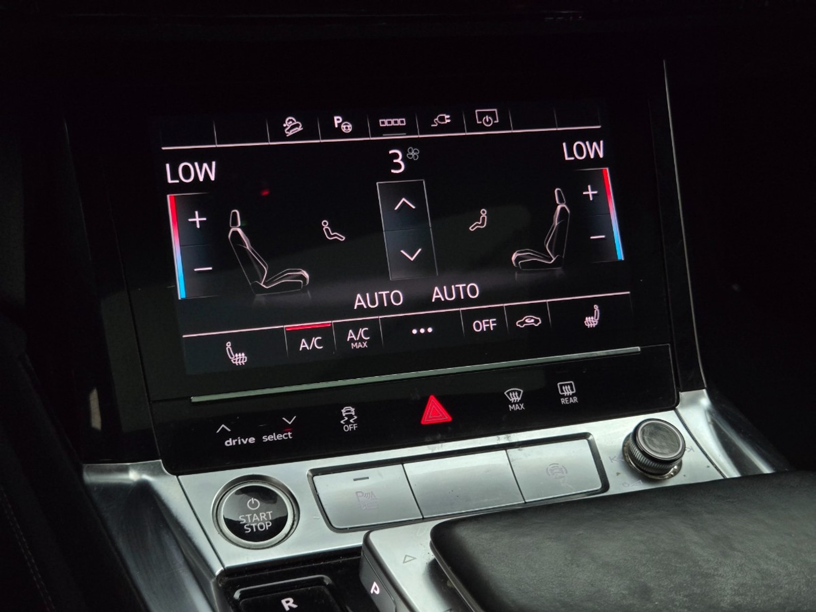 Foto 16 van Audi e-tron