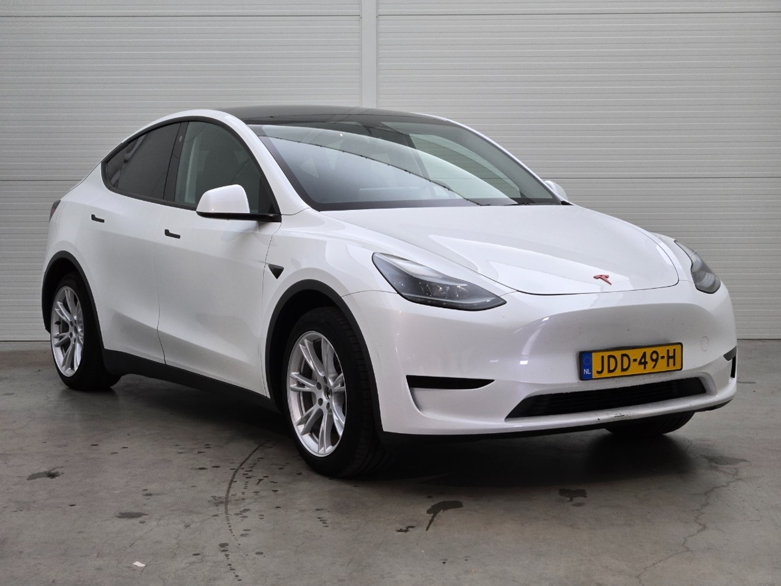 Foto 19 van Tesla Model Y