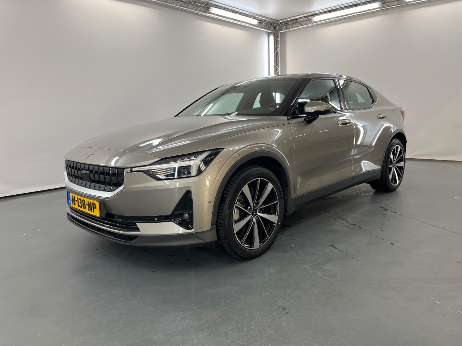Foto 15 van Polestar 2