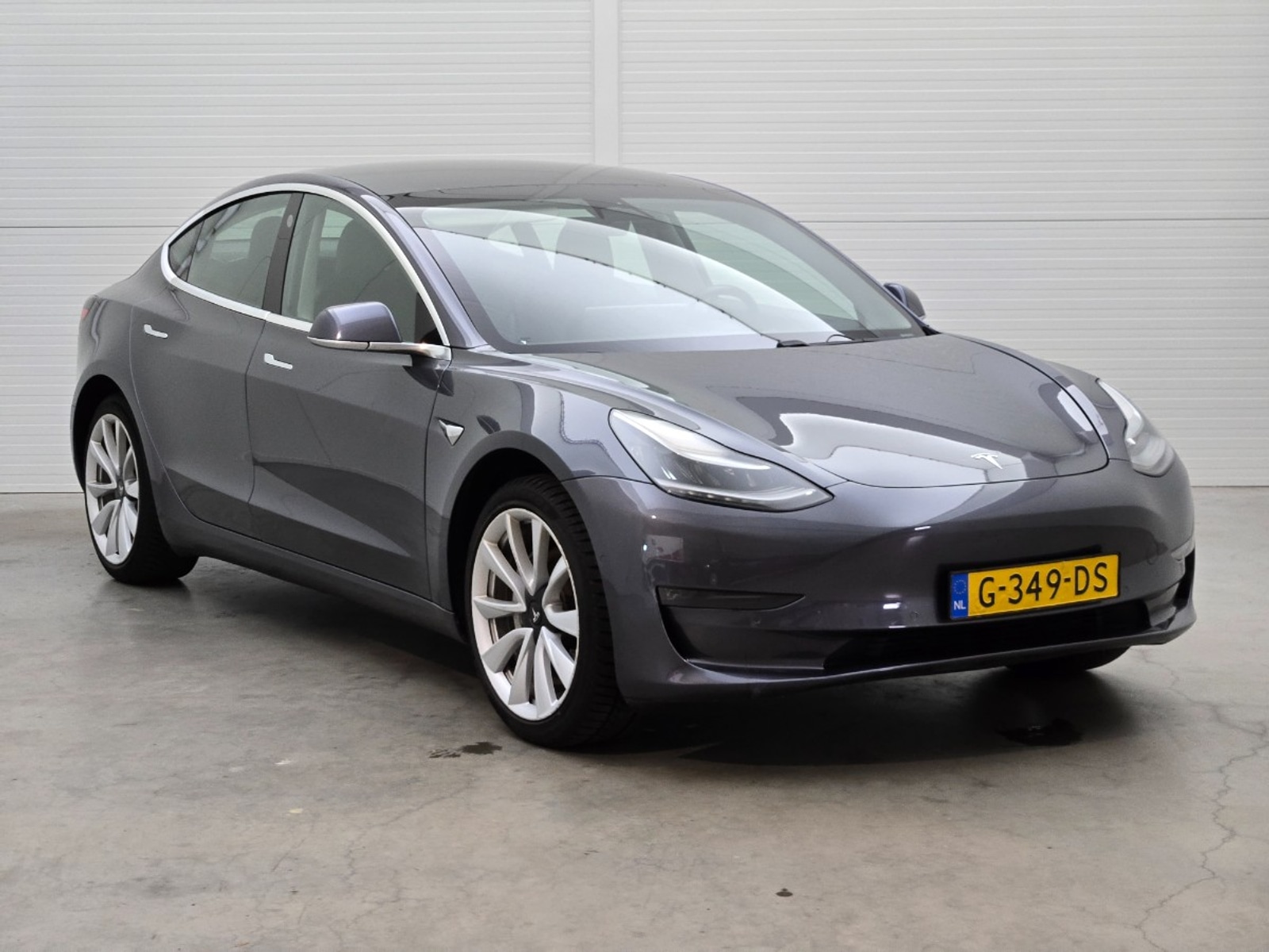 Foto 11 van Tesla Model 3