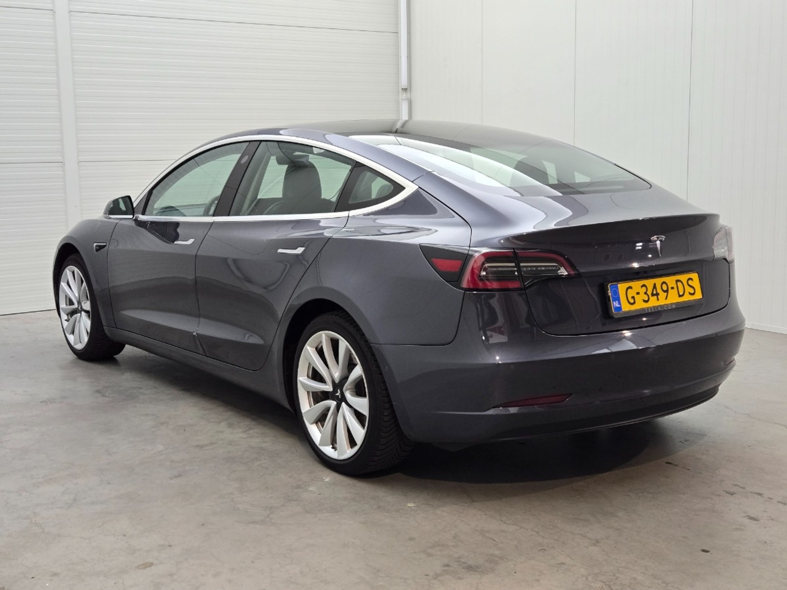 Foto 6 van Tesla Model 3