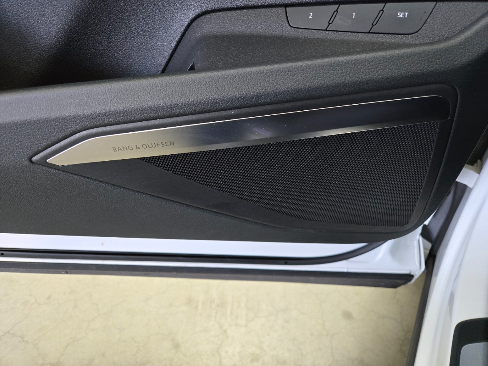 Foto 10 van Audi e-tron