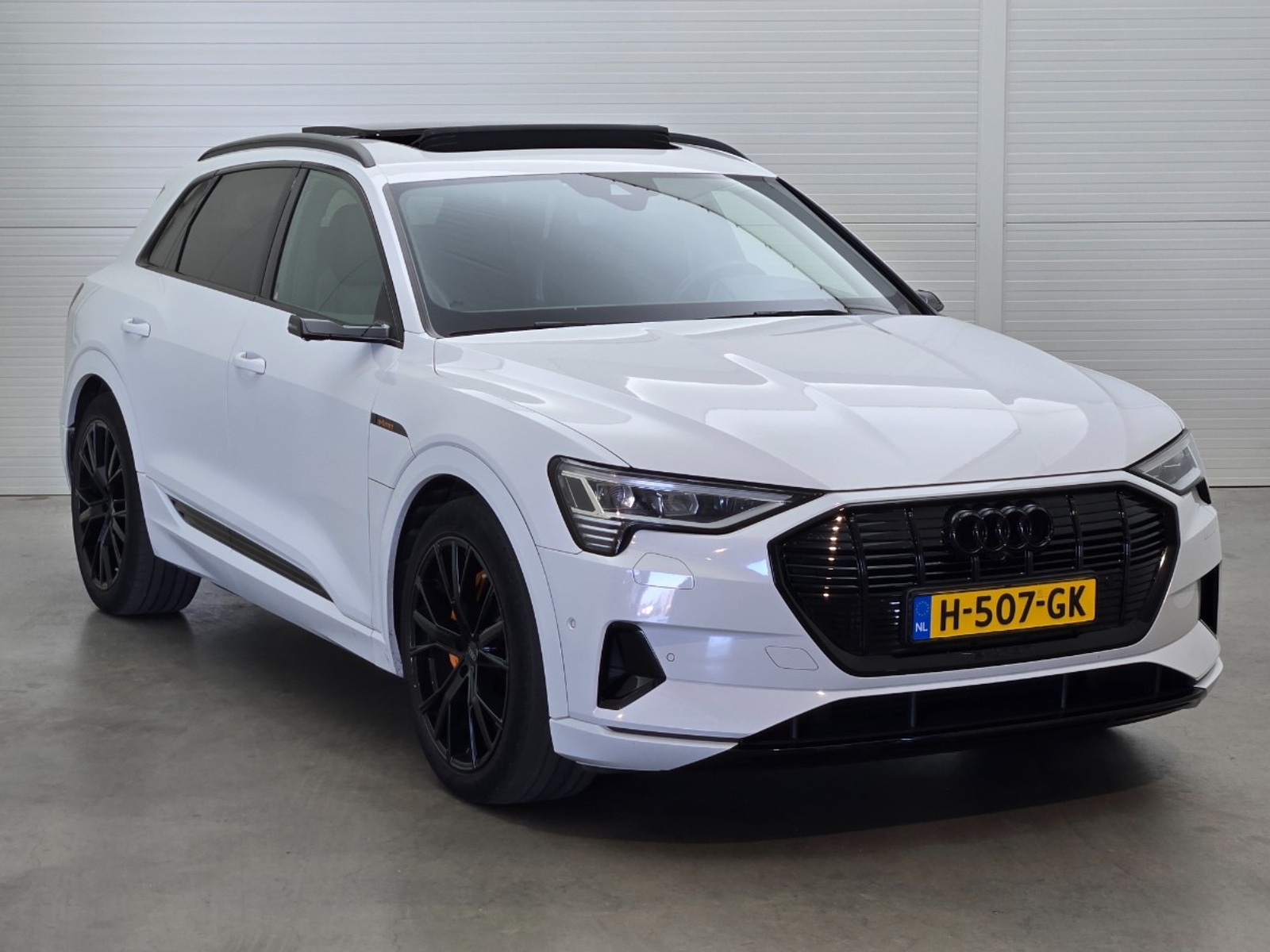 Foto 16 van Audi e-tron