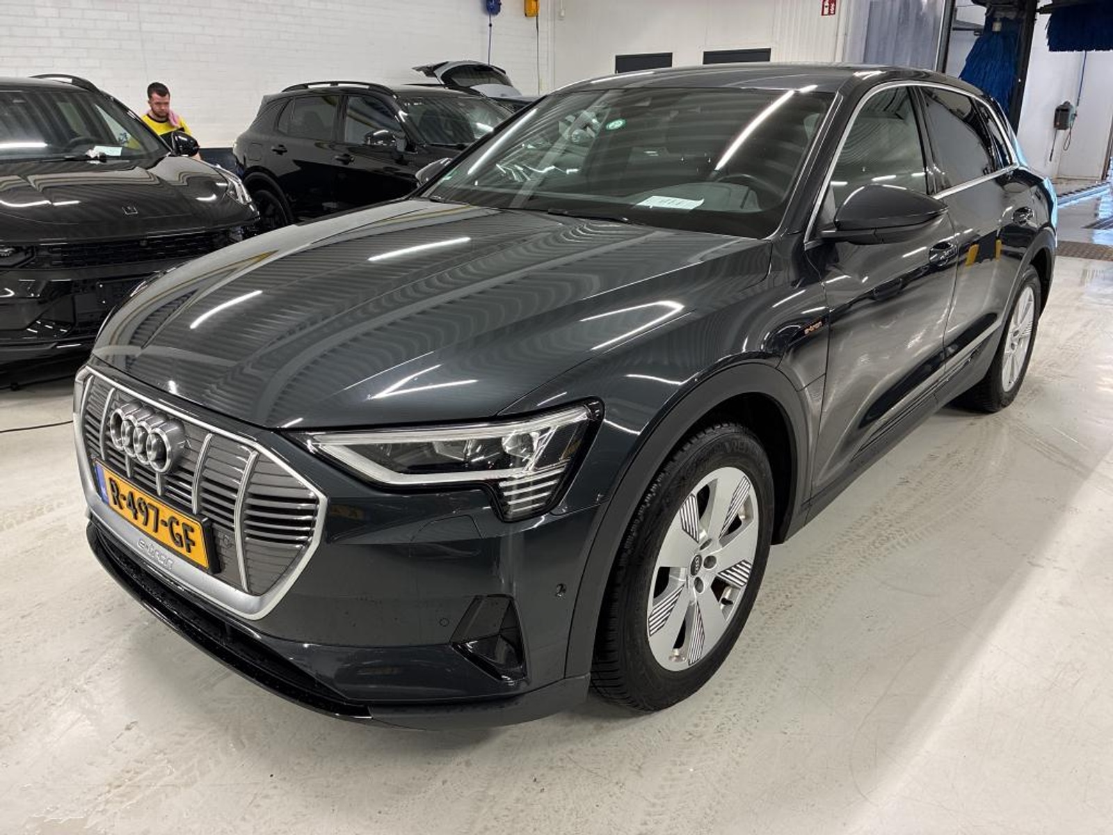 Foto 2 van Audi e-tron