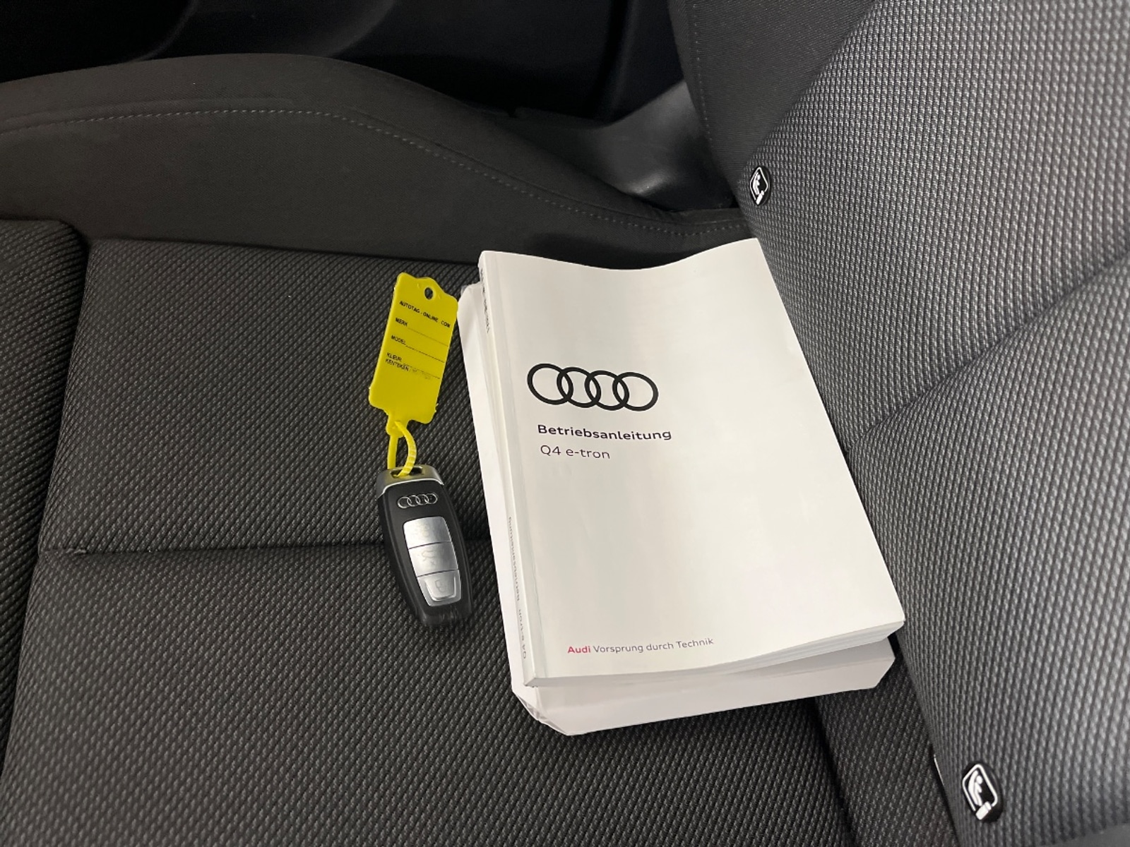 Foto 3 van Audi Q4 Sportback e-tron
