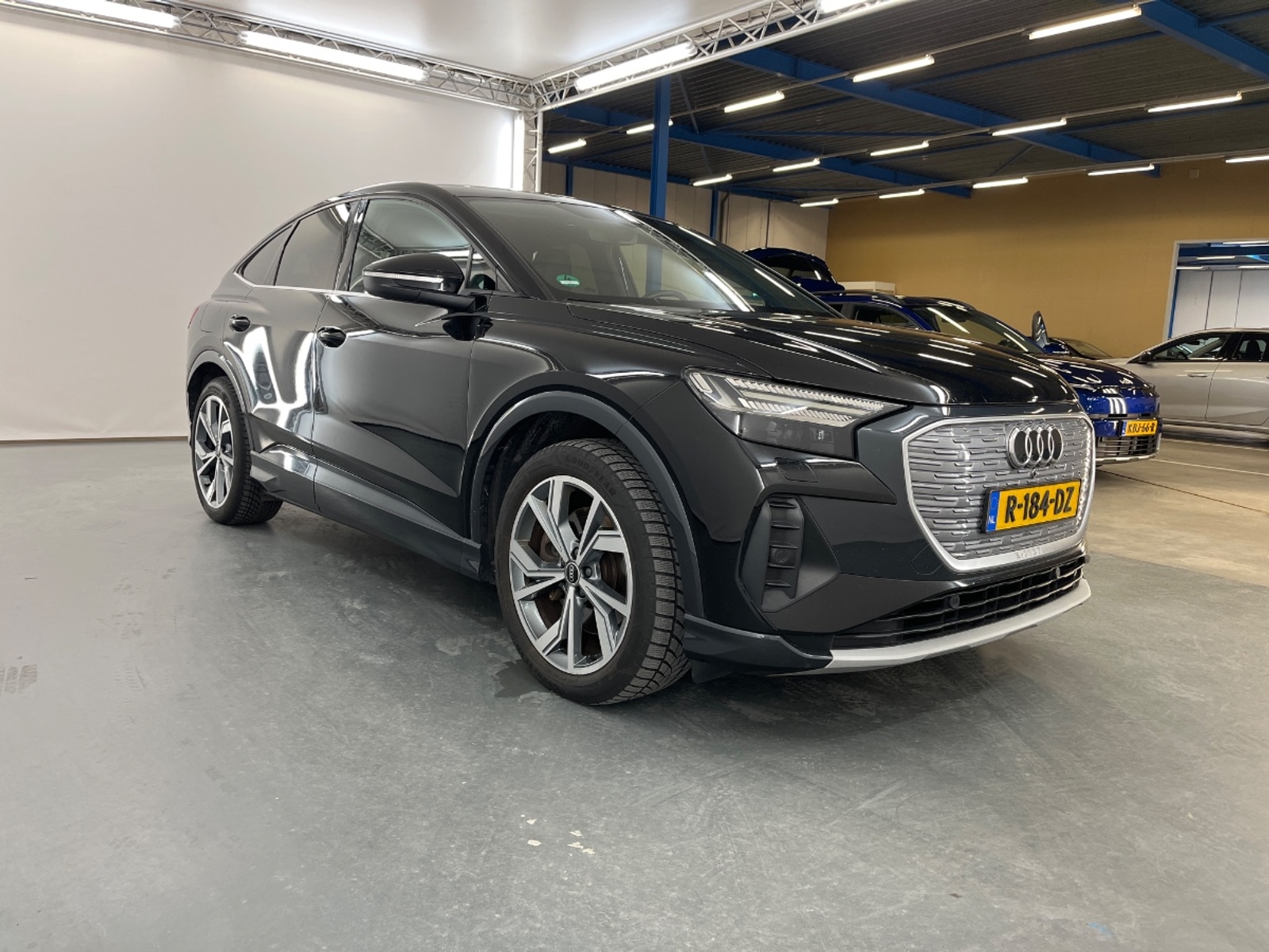 Foto 10 van Audi Q4 Sportback e-tron