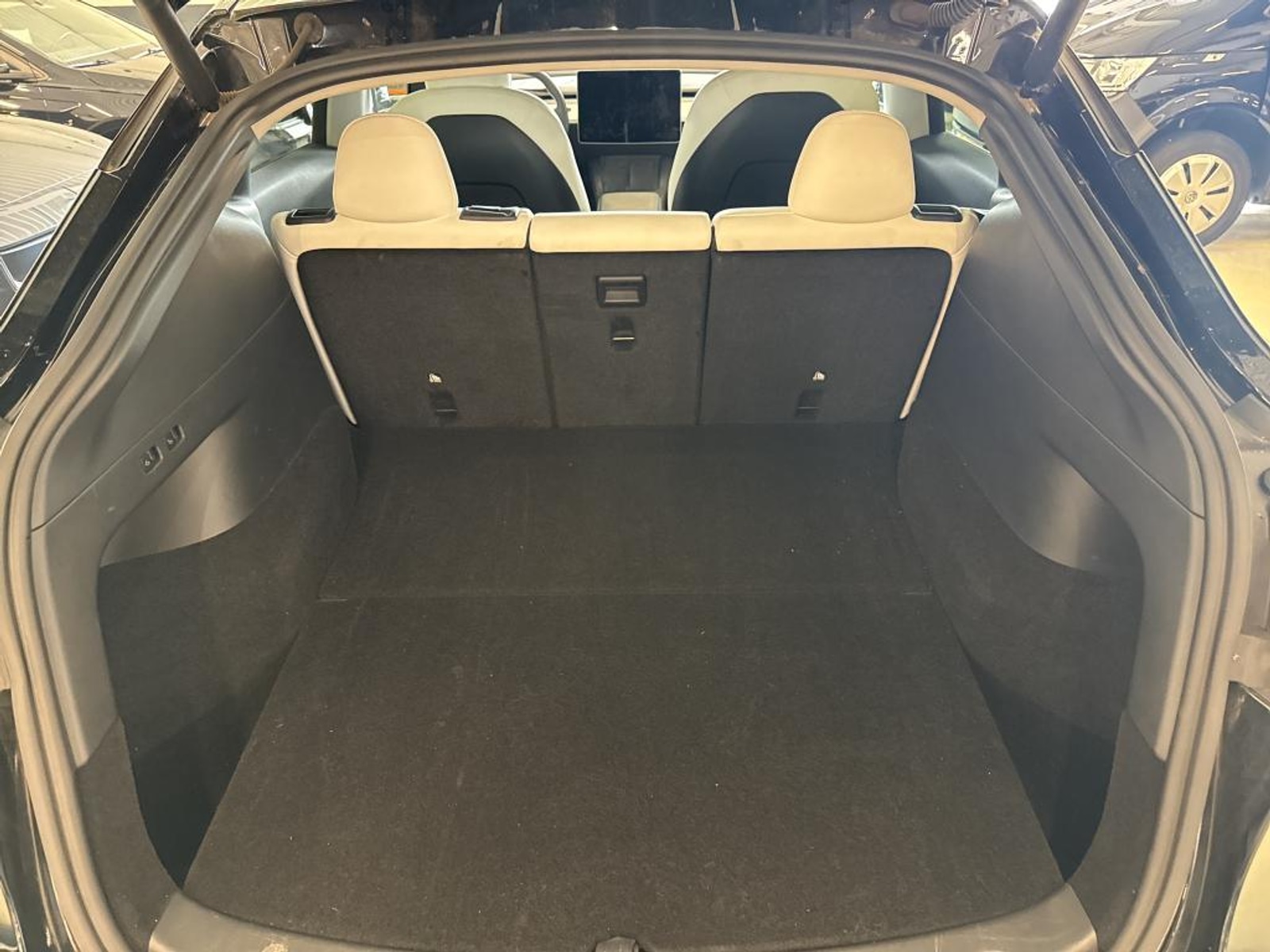Foto 5 van Tesla Model Y