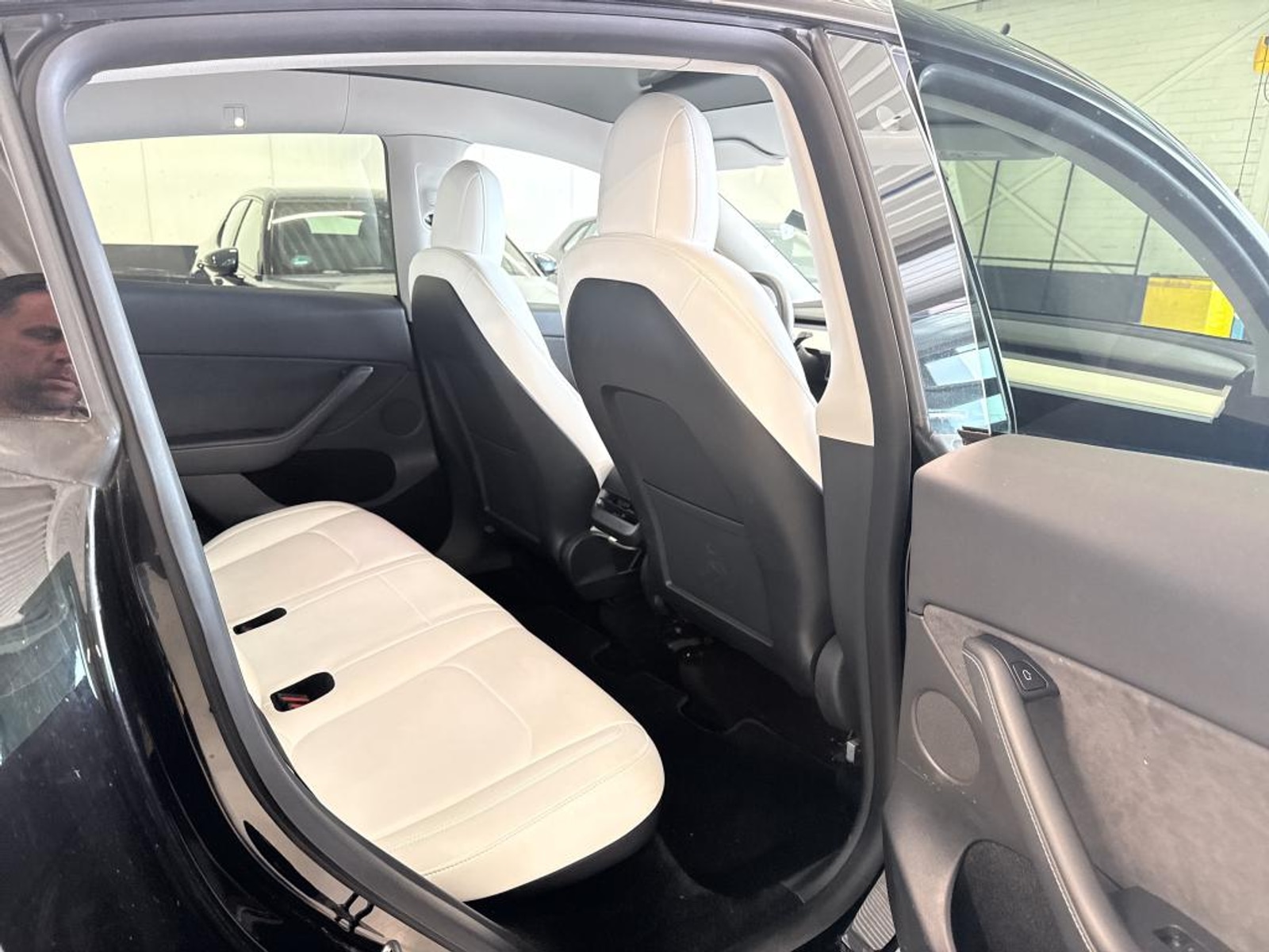 Foto 4 van Tesla Model Y