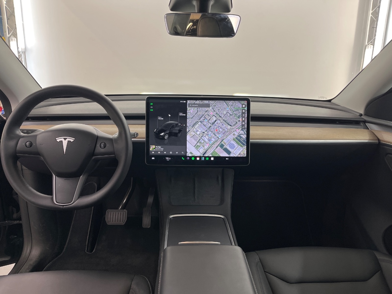 Foto 10 van Tesla Model Y