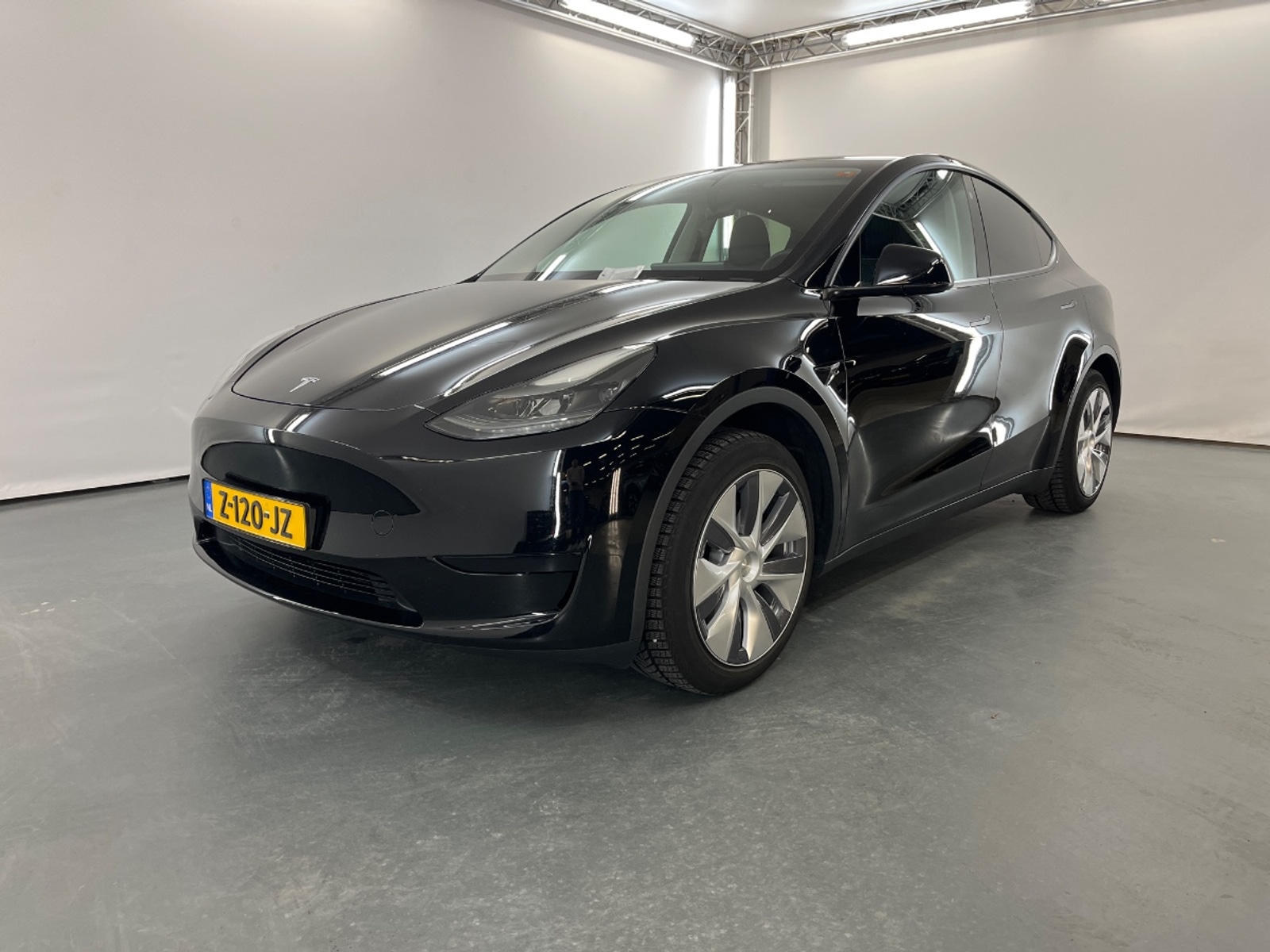 Foto 8 van Tesla Model Y