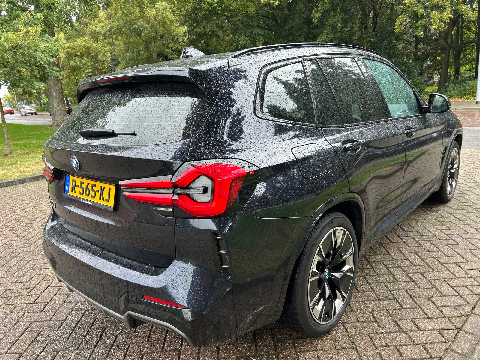 Foto 9 van BMW ix3