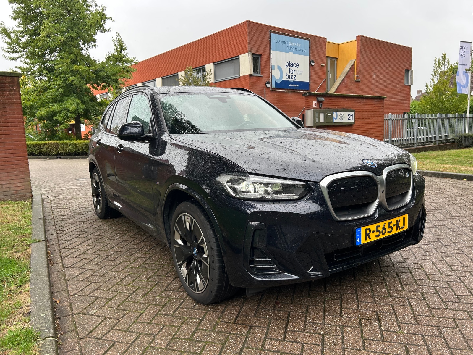 Foto 11 van BMW ix3