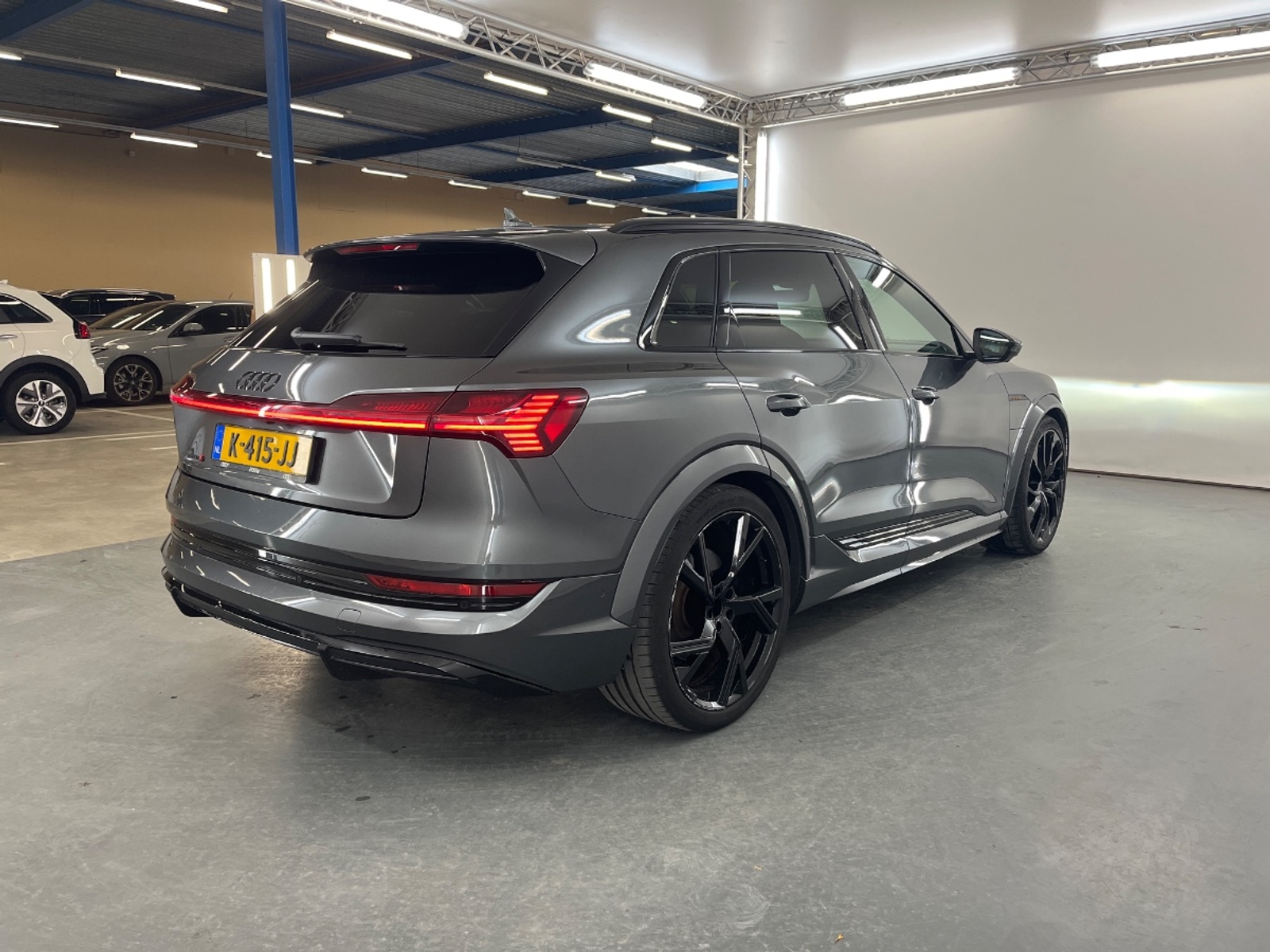 Foto 14 van Audi e-tron